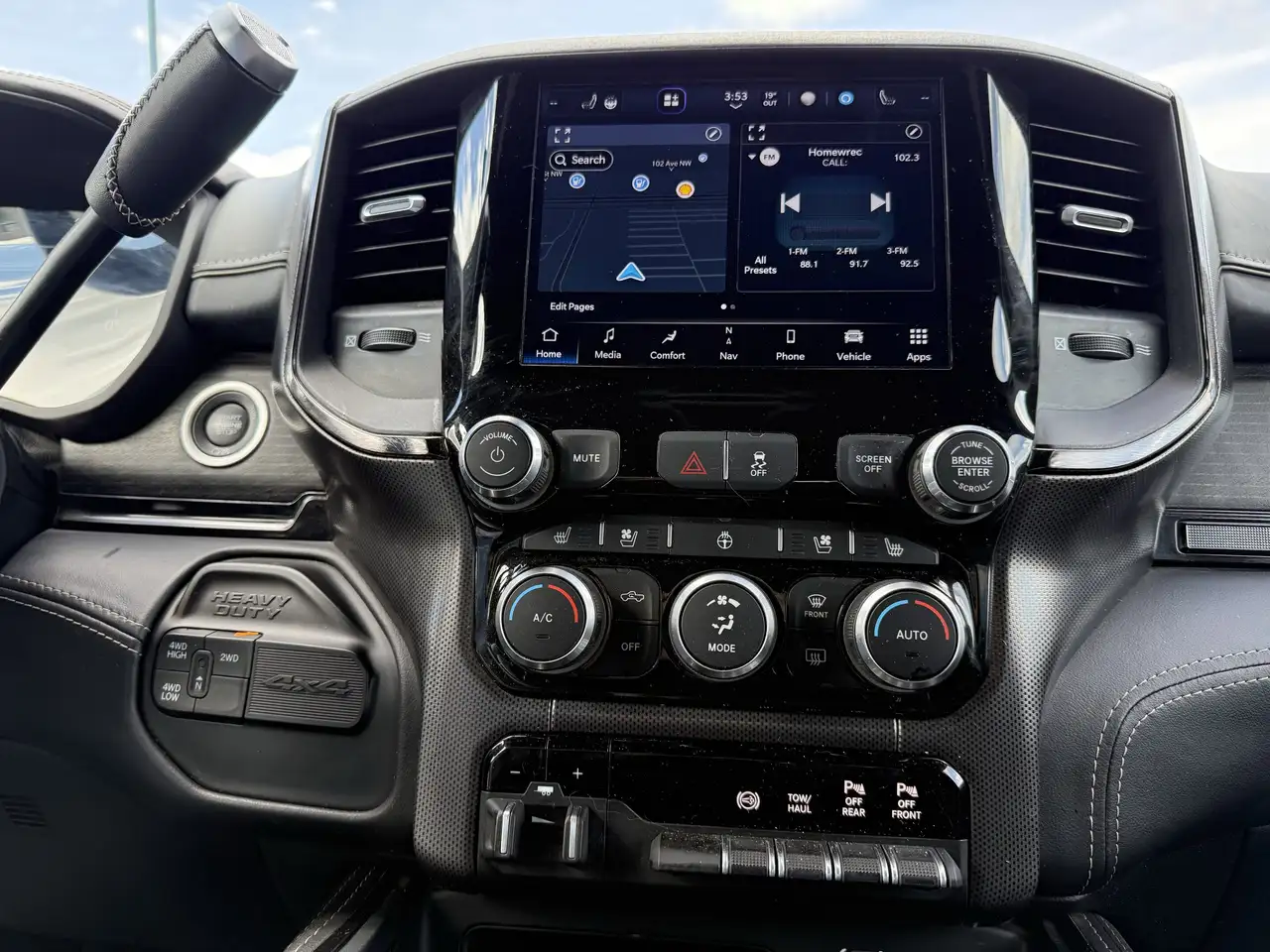 RAM 2500 снимка RAM 2500