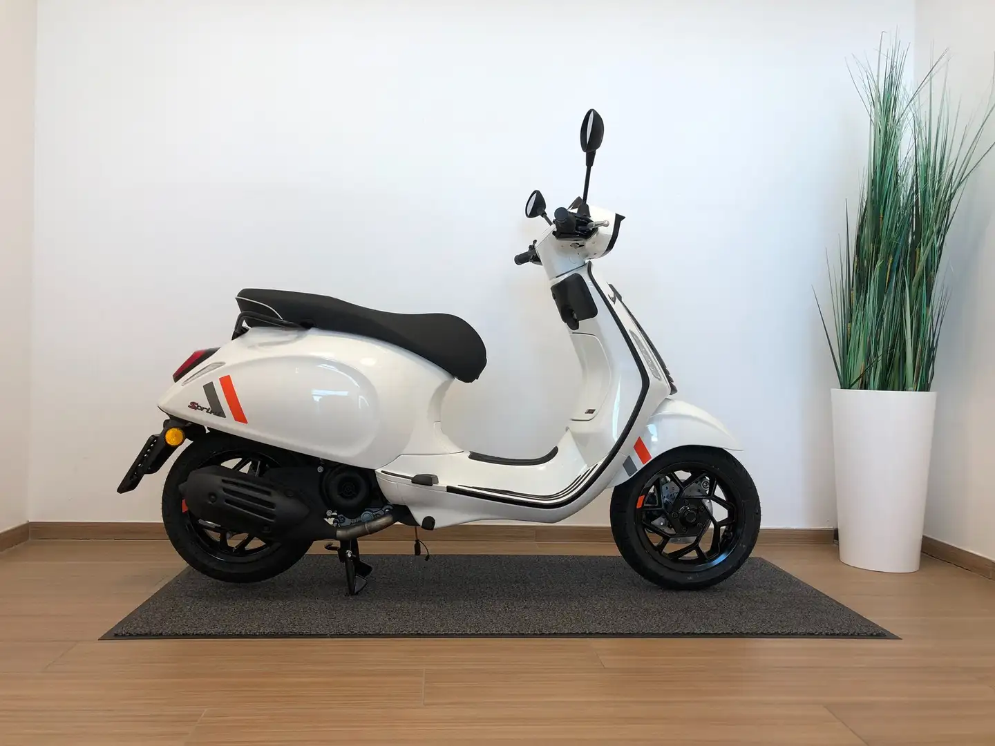 Vespa Sprint 50 Sprint 50S inkl. 200,- Zubehörgutschein Wit - 2