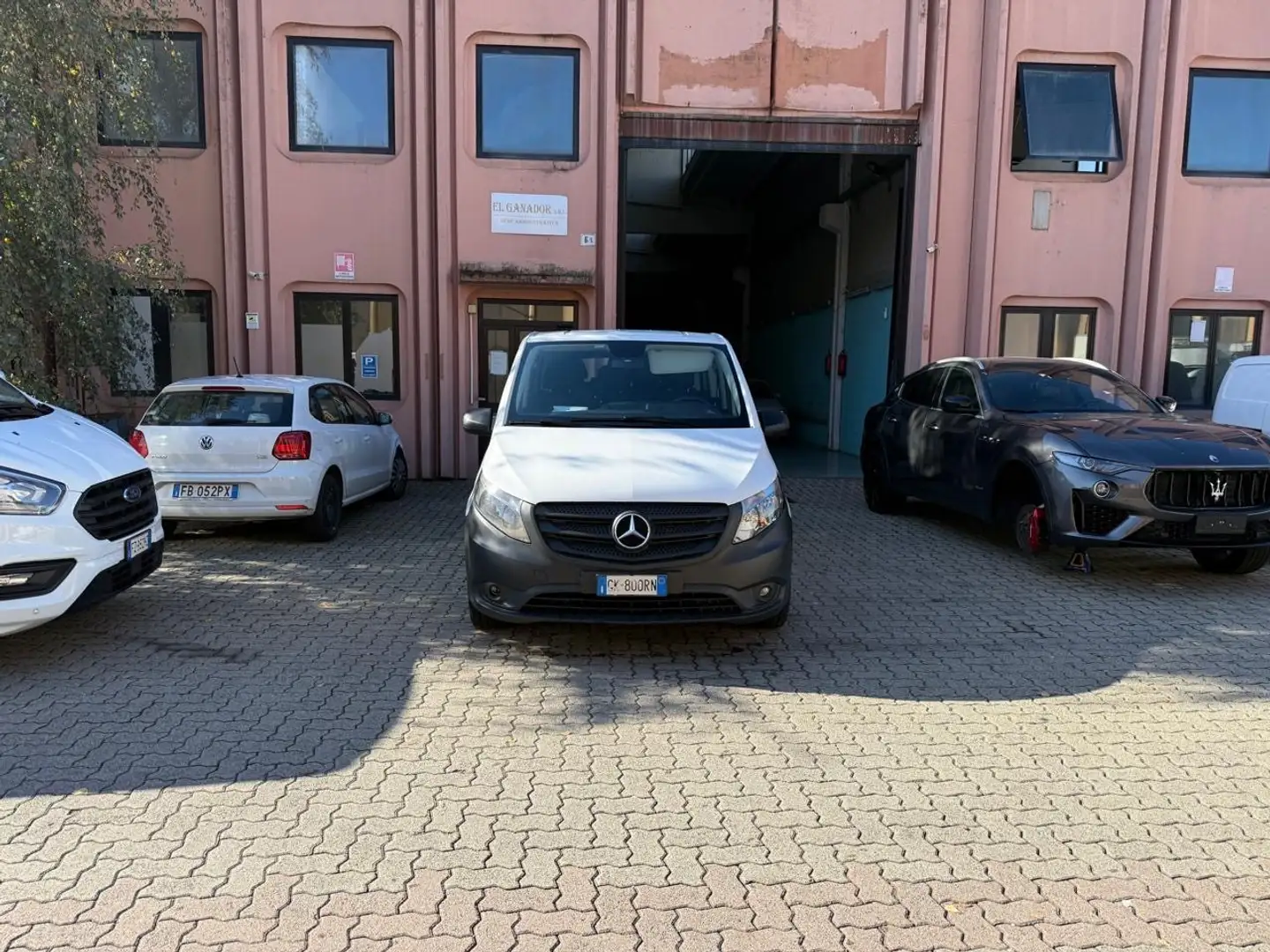 Mercedes-Benz Vito 114 cdi extralong tourer auto my20 Bianco - 2