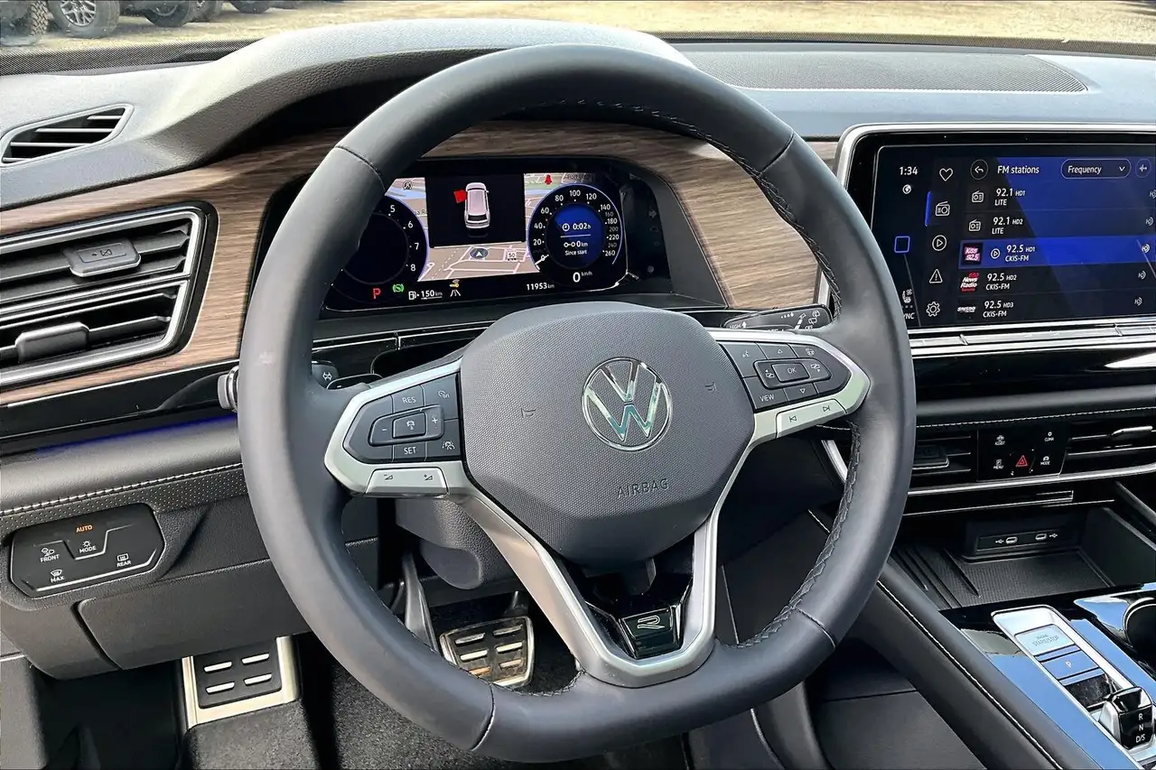 Volkswagen Atlas снимка Volkswagen Atlas