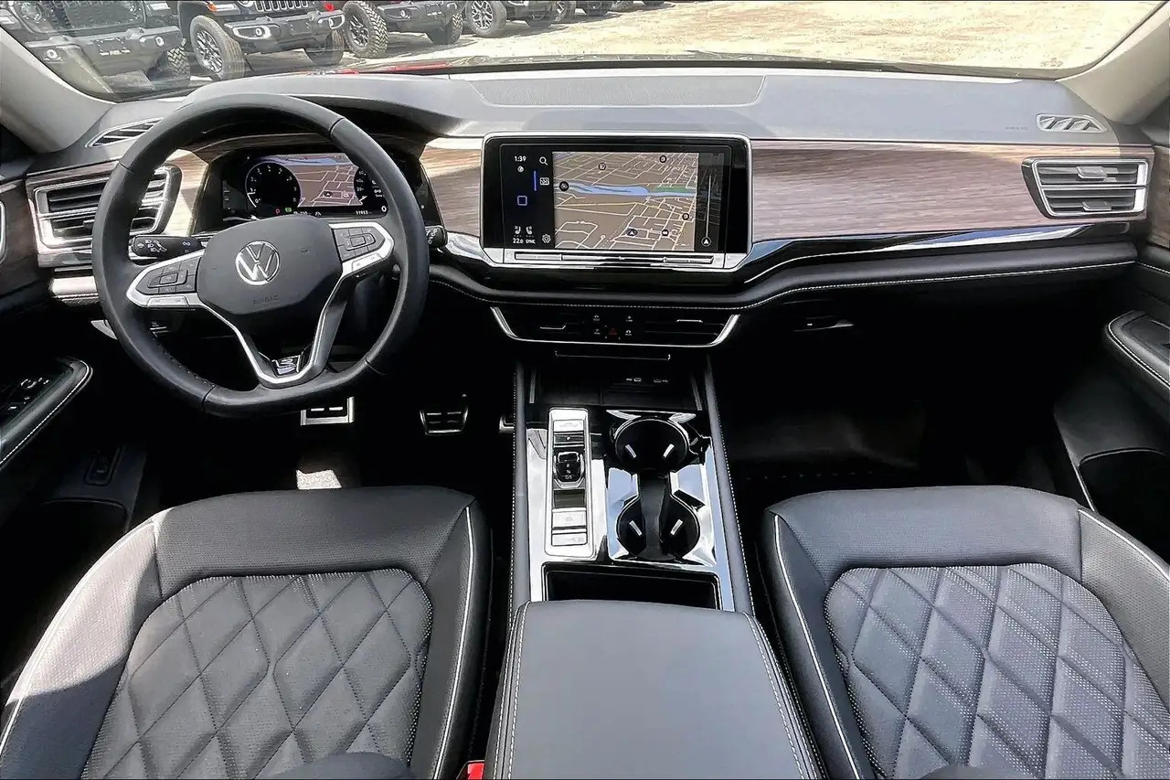 Volkswagen Atlas снимка Volkswagen Atlas