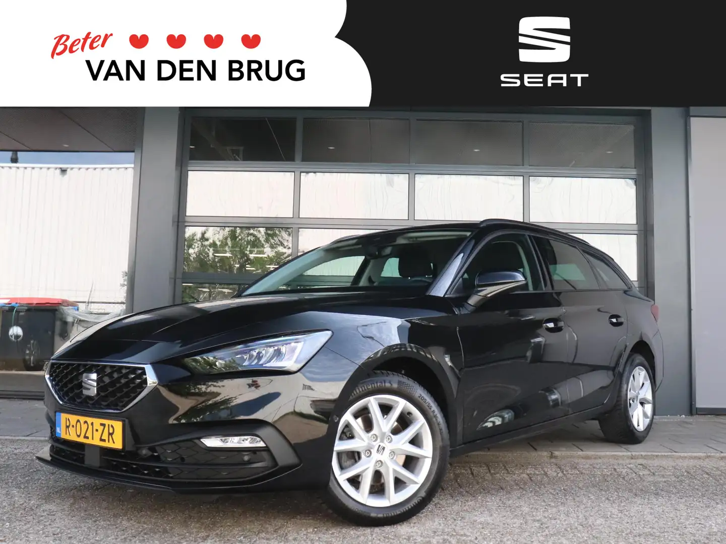 SEAT Leon Sportstourer 1.0 TSI 110pk Style Business Intense Schwarz - 1