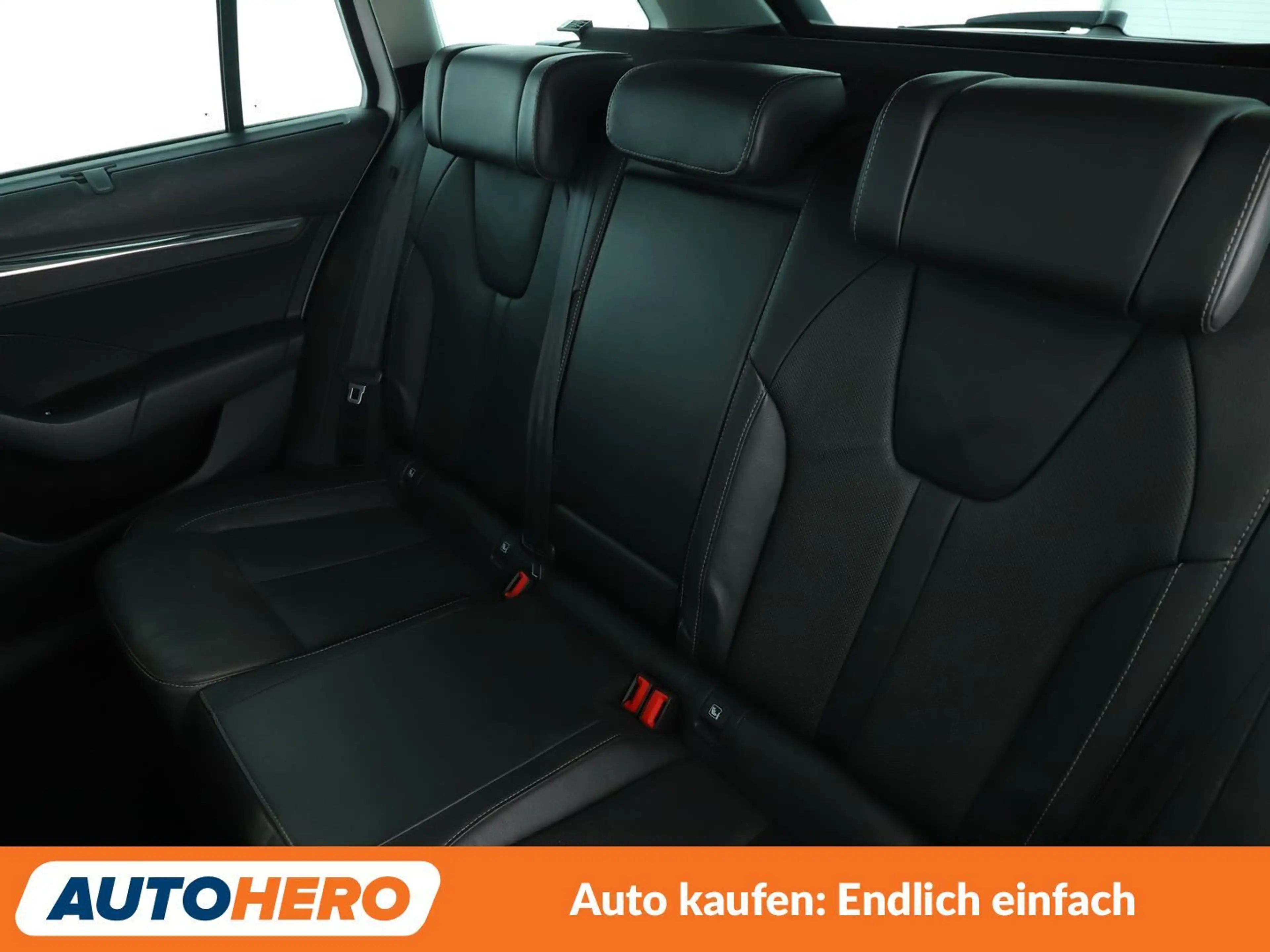 Skoda Octavia 1.4 TSI iV First Edition Aut.*NAVI*LED*TEMPO*PDC* — photo 14