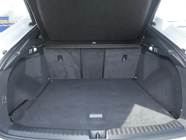 Audi Q4 E-Tron view 11