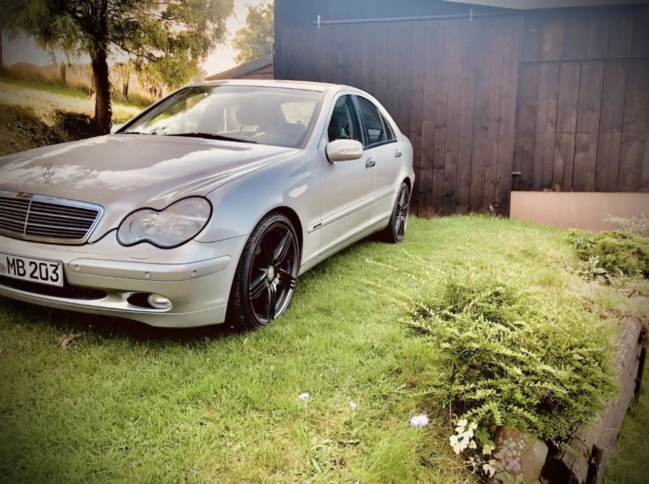 Mercedes-Benz C 180 Classic Absolut Rostfrei, foto 1