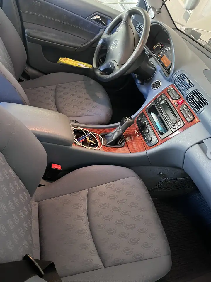 Mercedes-Benz C 180 Classic Absolut Rostfrei, foto 2
