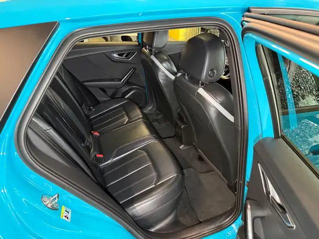 Audi SQ2 view 15