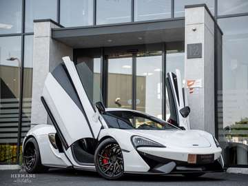 3.8 V8 / Akrapovic / Novitec / Org. NL / Carbon