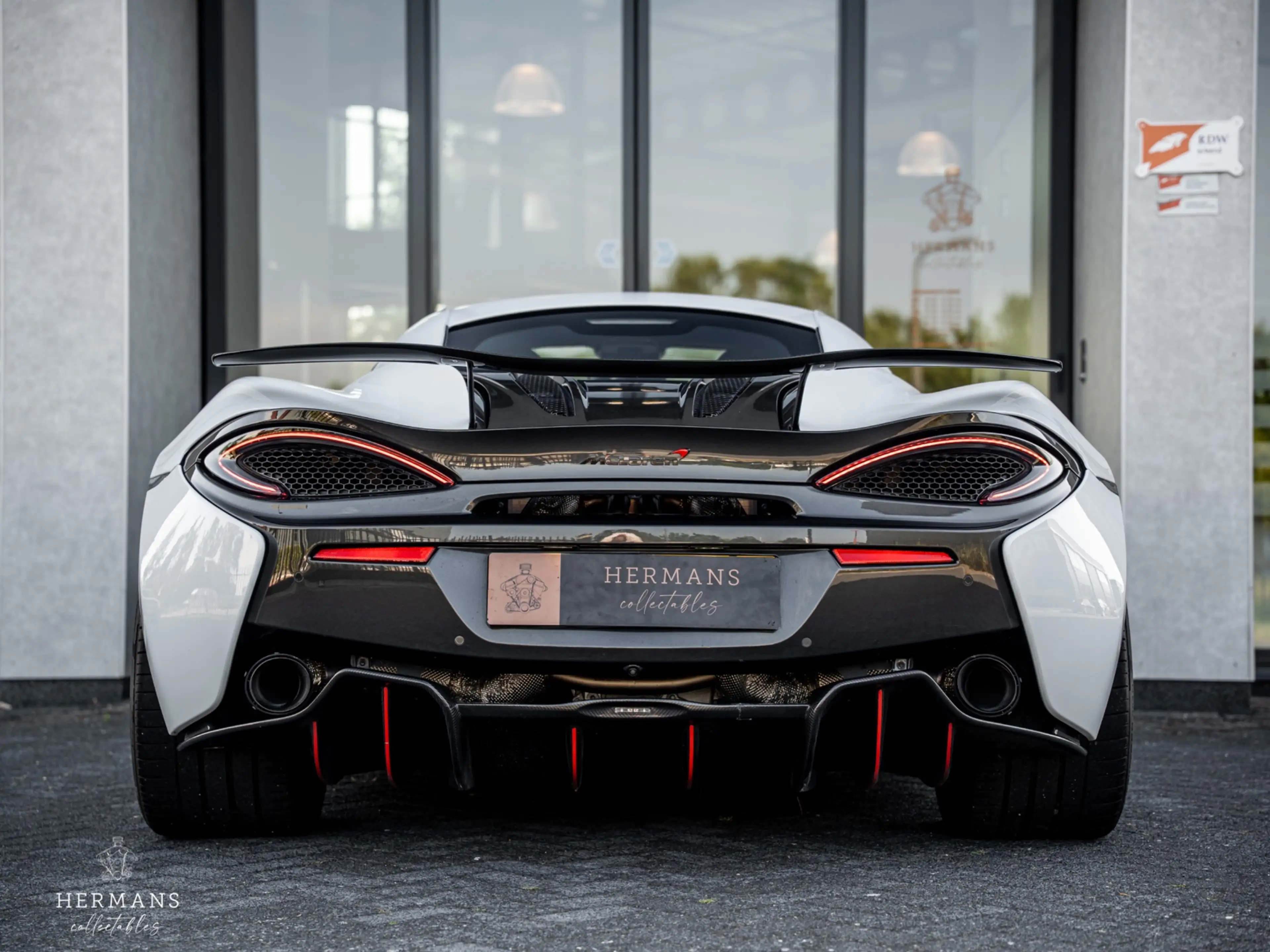McLaren 570S 3.8 V8 / Akrapovic / Novitec / Org. NL / Carbon — photo 9