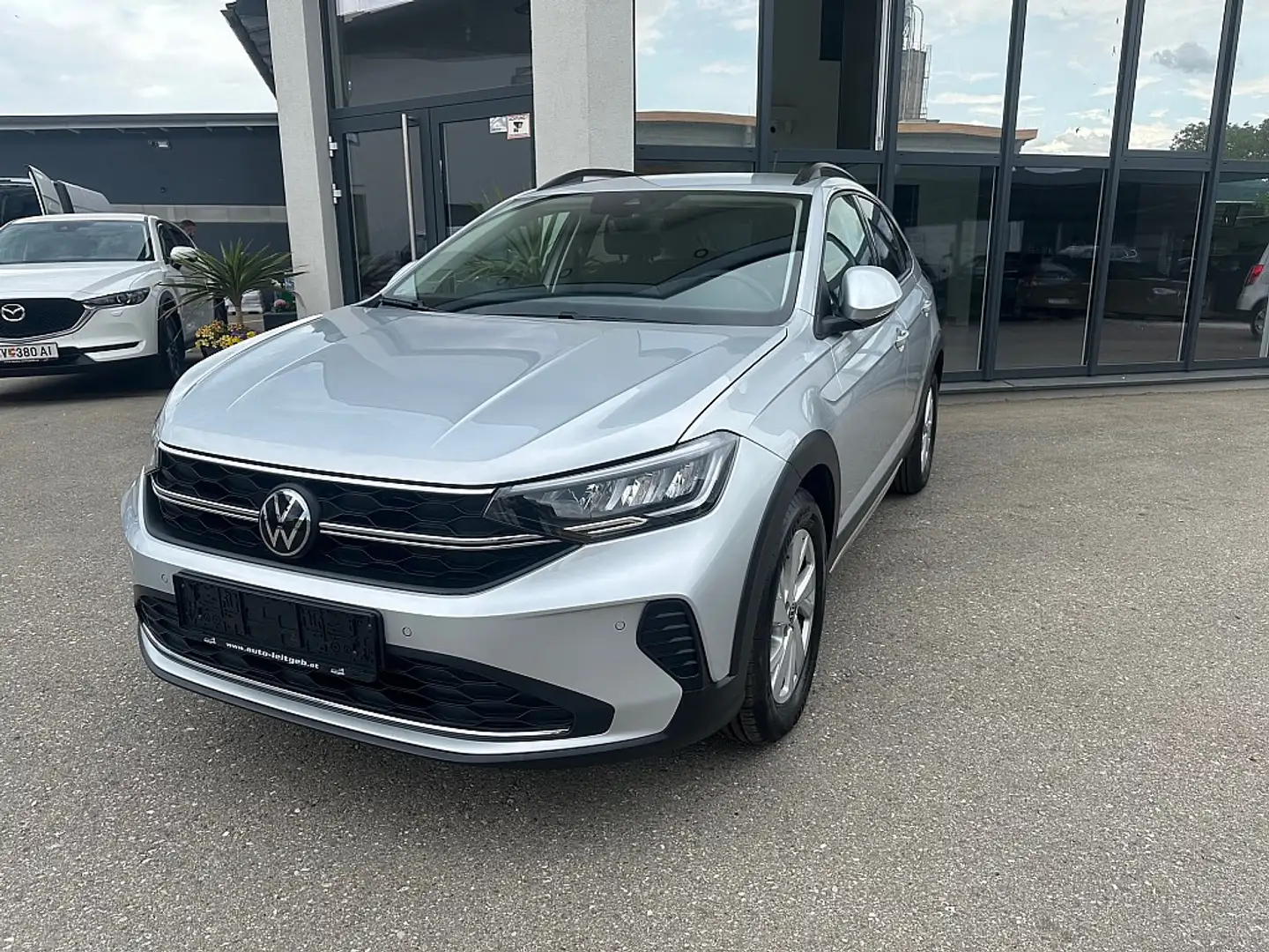 Volkswagen Taigo 1,0 TSI Life DSG Aut. Argento - 1