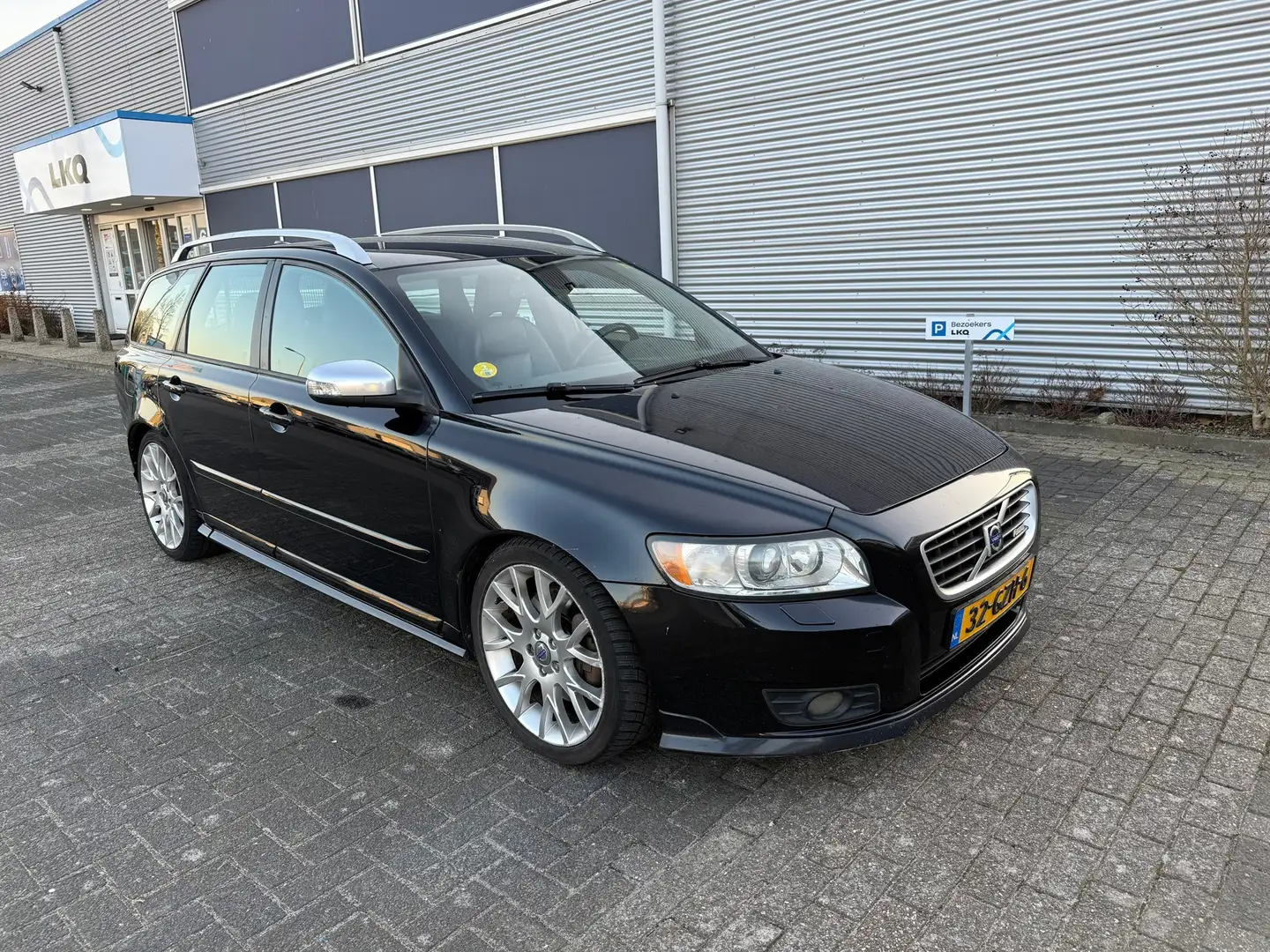 Volvo V50 2.4 D5 Summum Clima Bj:2008 NAP! Černá - 2