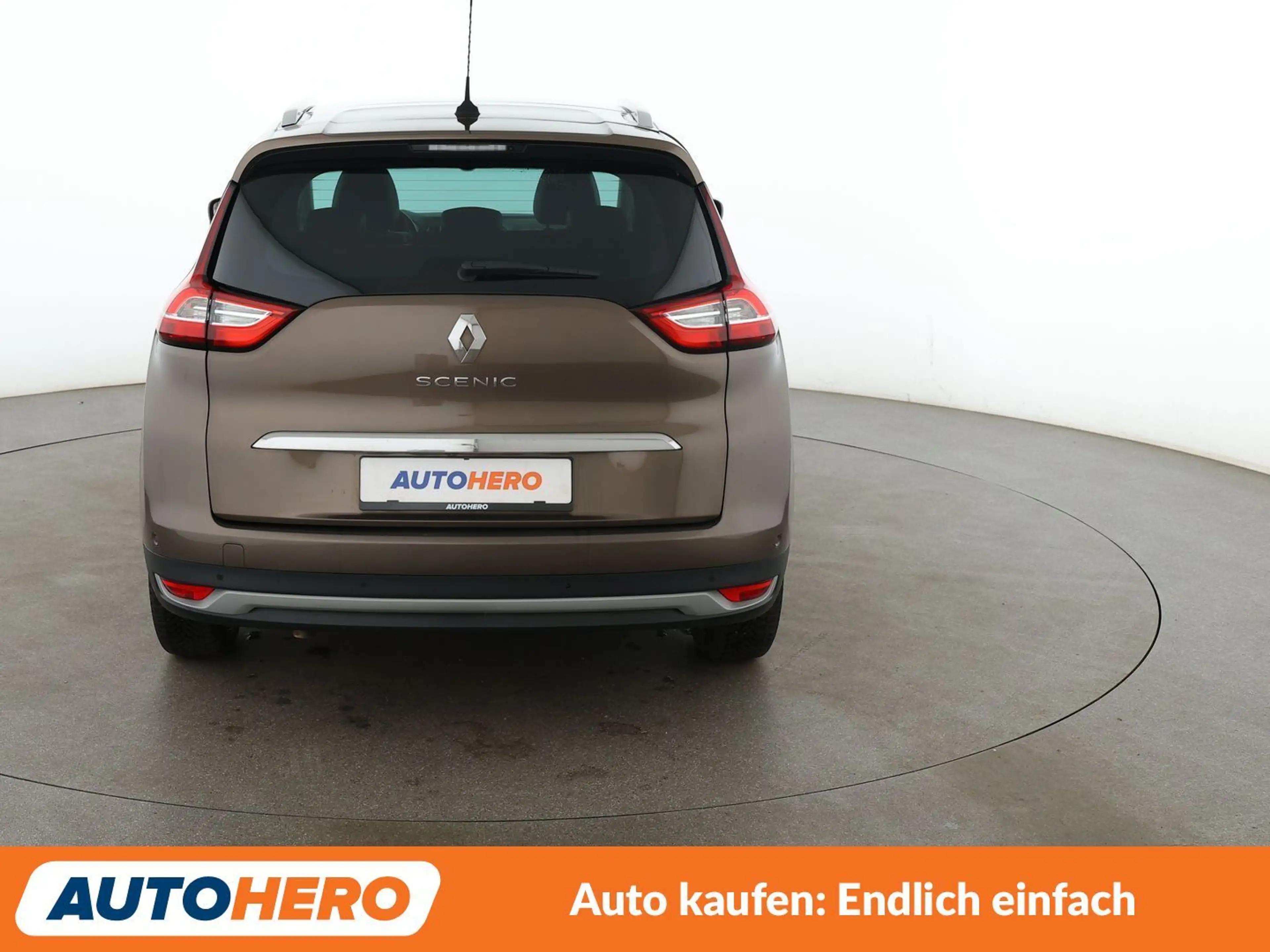 Renault Grand Scenic 1.3 TCe BOSE-Edition *NAV*TEMPO*CAM*PDC*SHZ*ALU* — photo 5