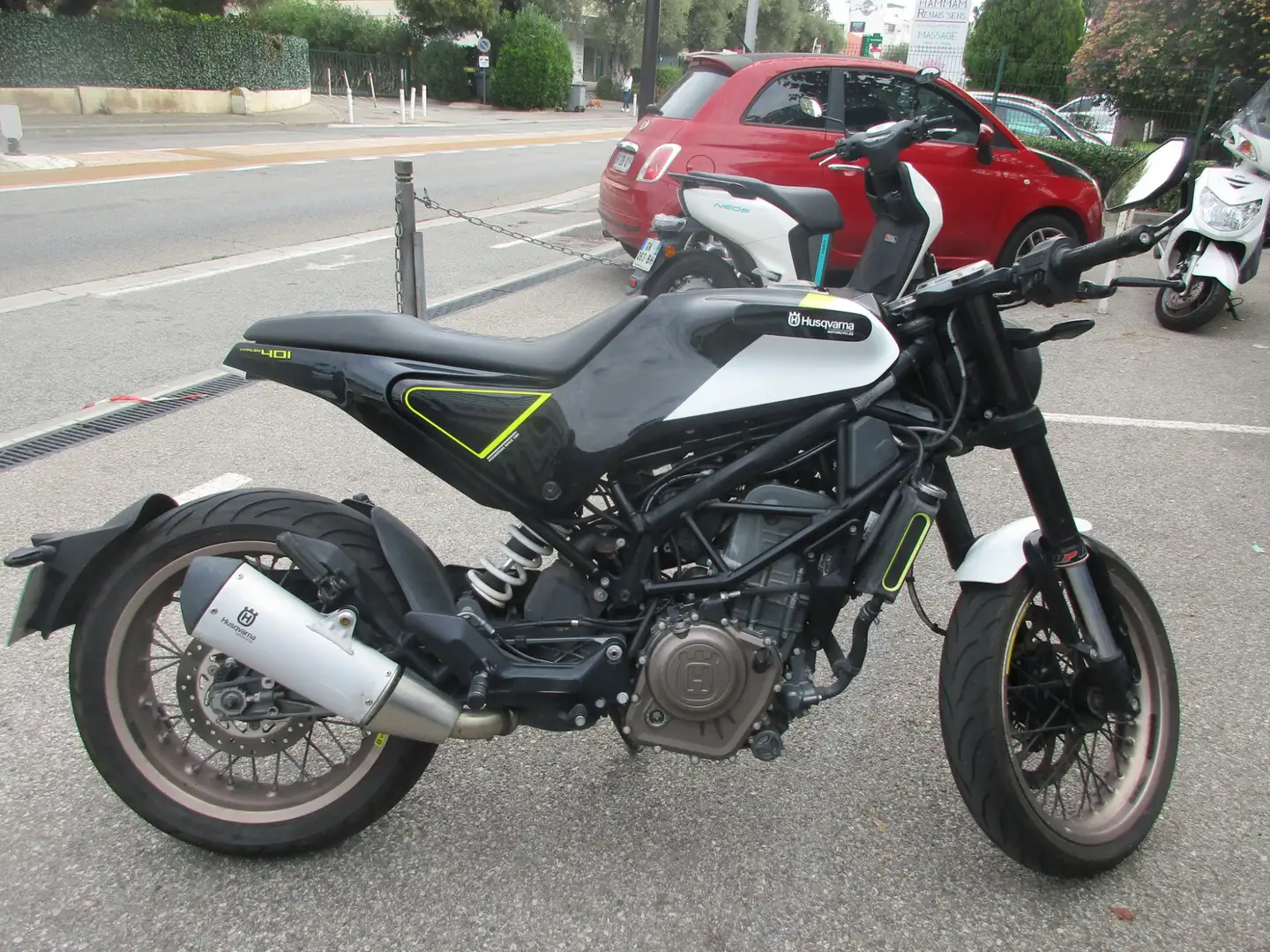 Husqvarna Vitpilen Noir - 1