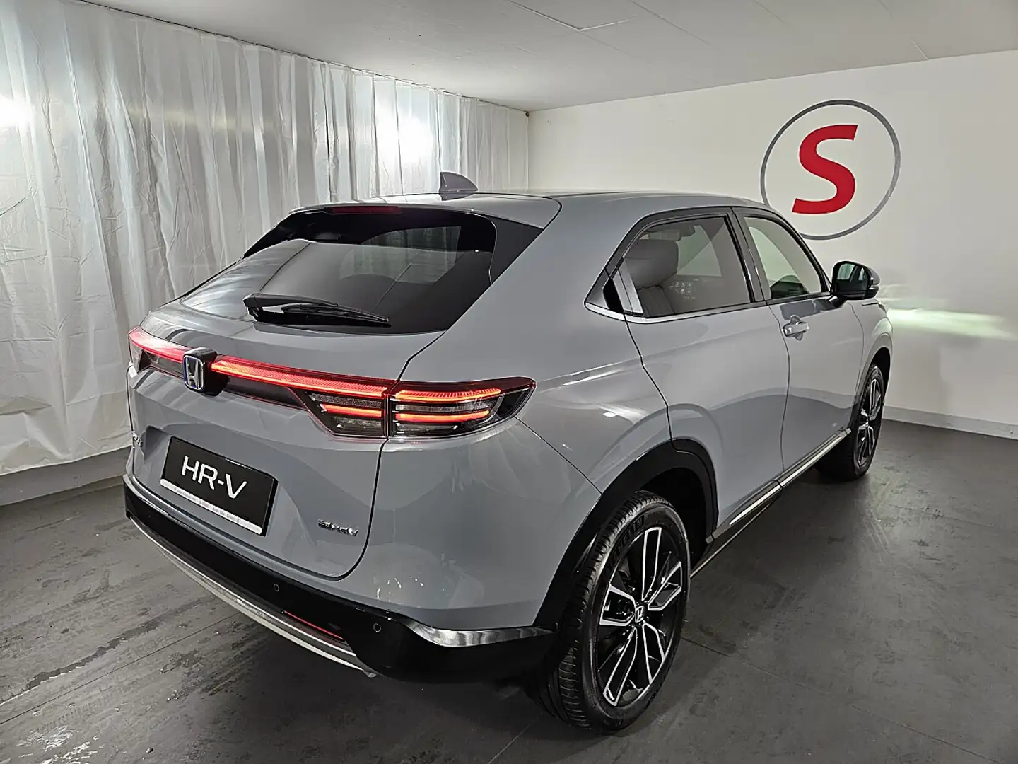 Honda HR-V Hybrid Advance Aut. | Auto Stahl Wien 23 Grau - 2