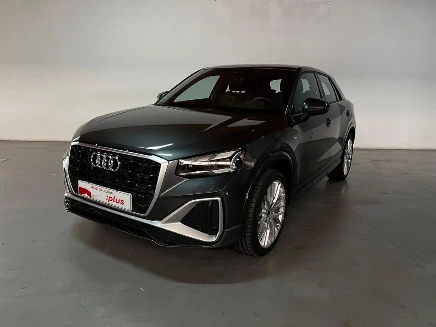 Audi Q2 35 TDI Adrenalin S tronic 110kW Grau - 1