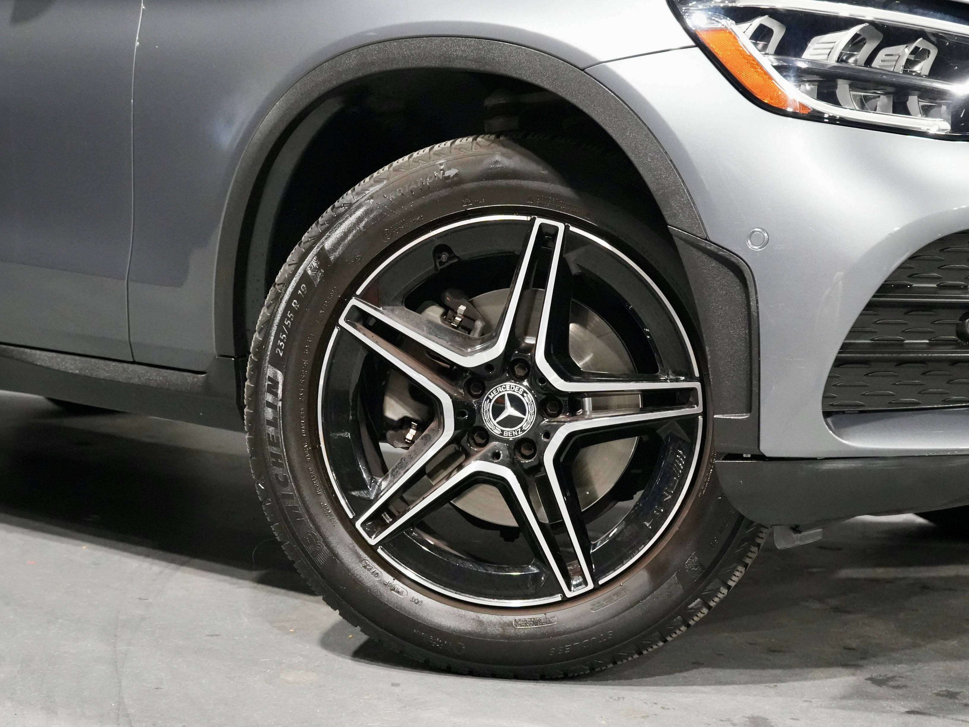 2022 Mercedes-Benz GLC