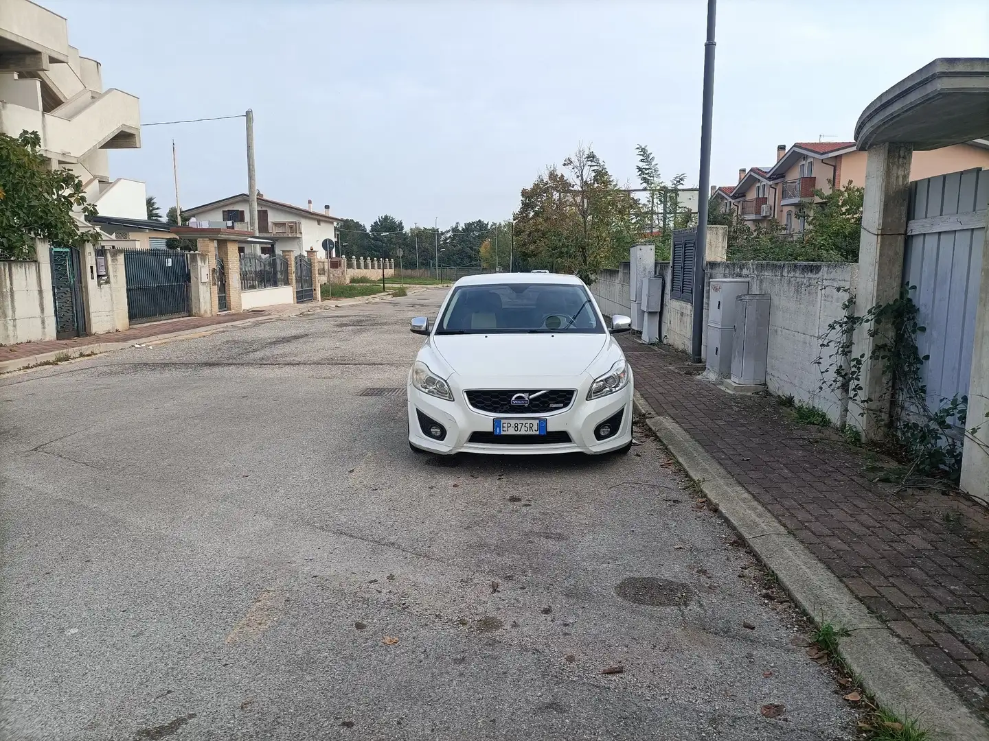 Volvo C30 1.6 d2 (drive) R-design s&s - 1