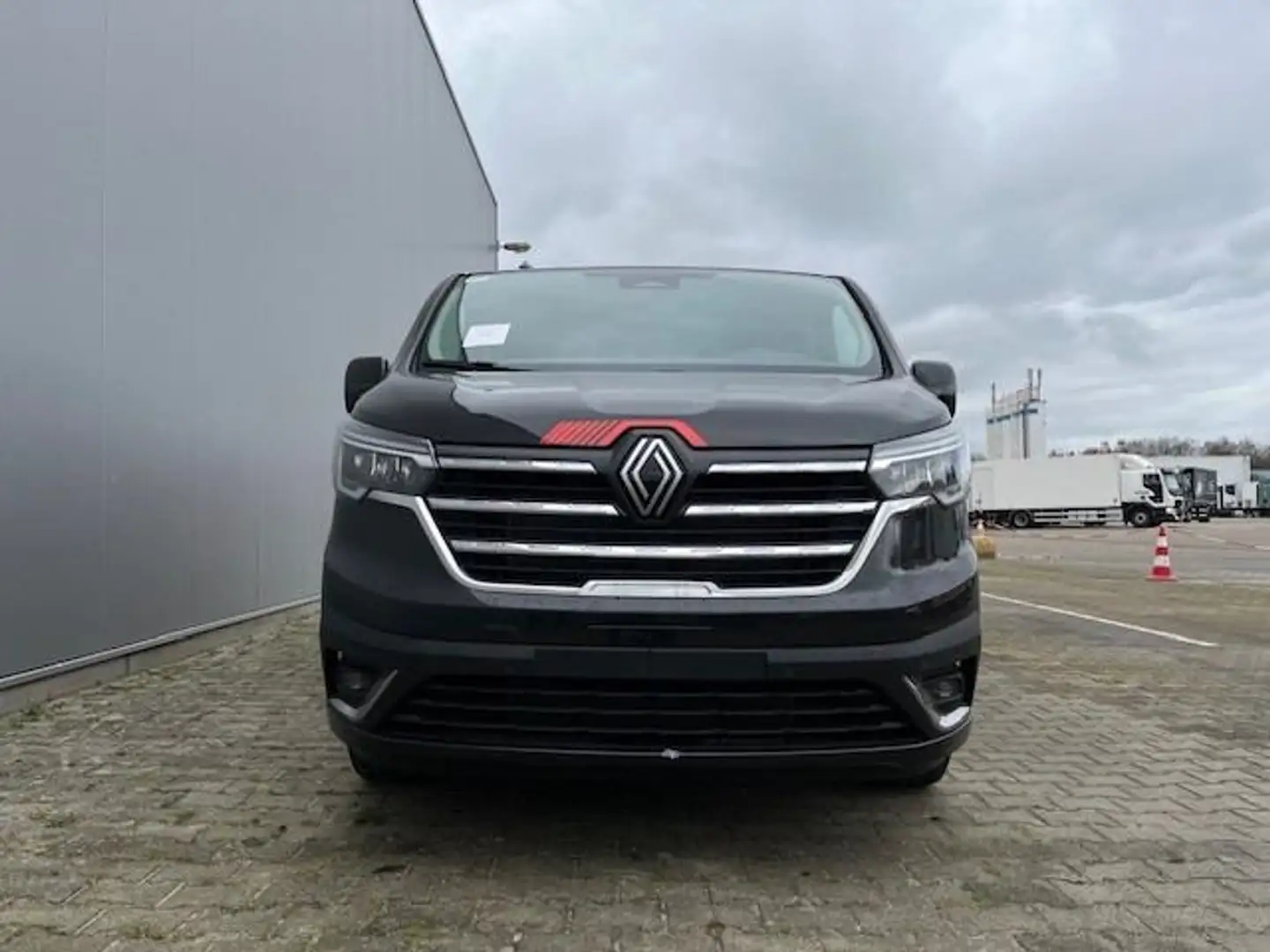 Renault Trafic Exclusive DUBBELE CABINE Zwart - 2