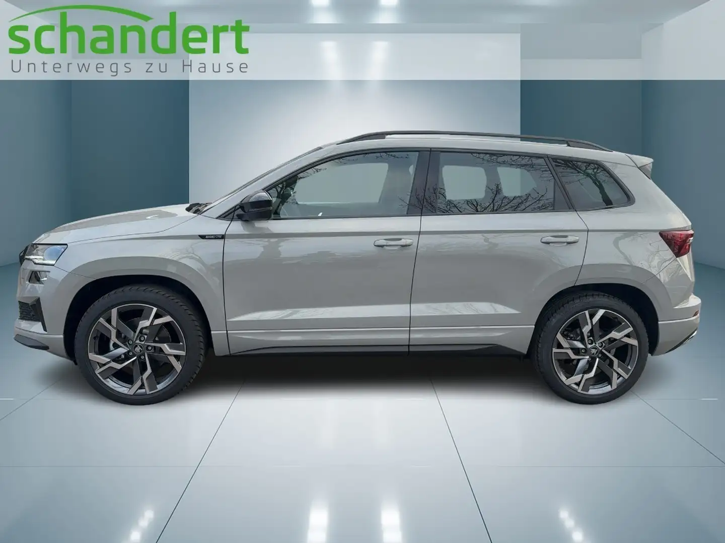 Skoda Karoq 2.0 TDI Sportline DSG 4x4 Matrix Nav AHK Pano Grau - 2