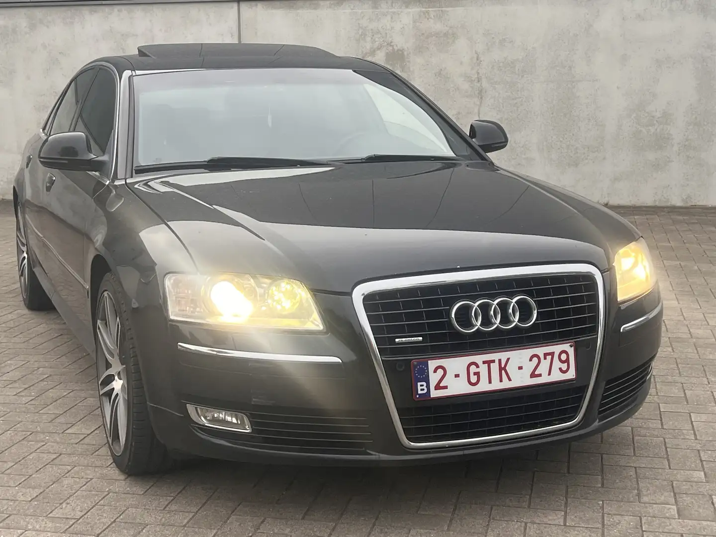 Audi A8 3.0 TDI DPF quattro - 1