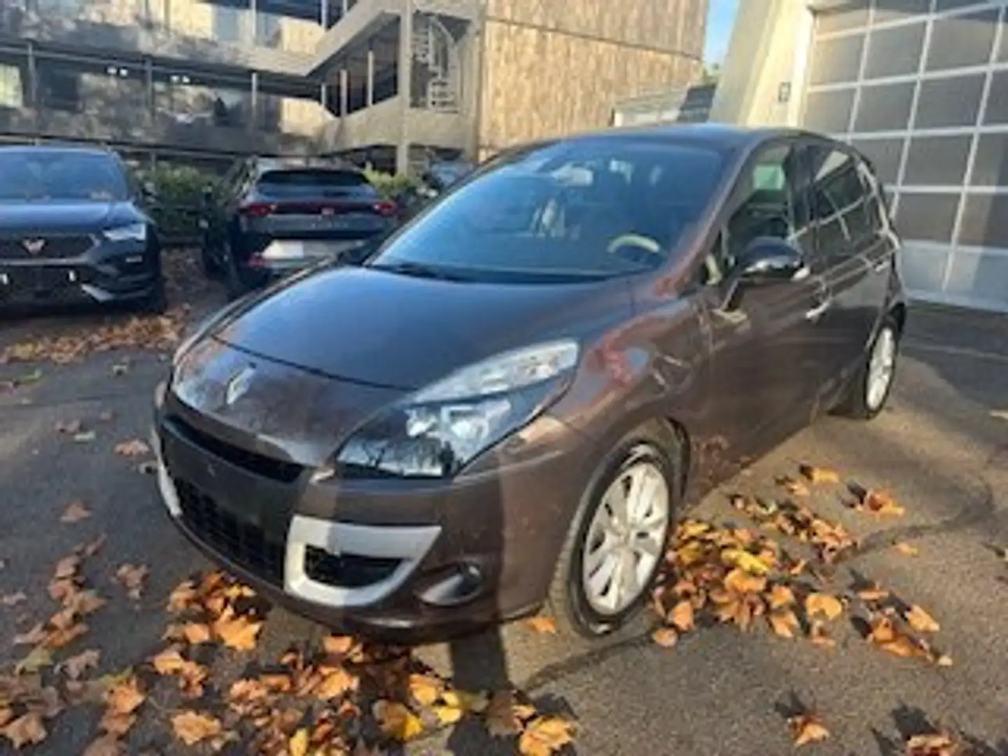 Renault Scenic Luxe Braun - 2