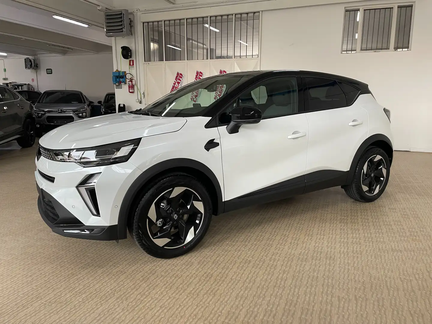 Renault Captur 1.0 eco-g Techno 100cv GPL KM0+Pack Navigation Bianco - 2