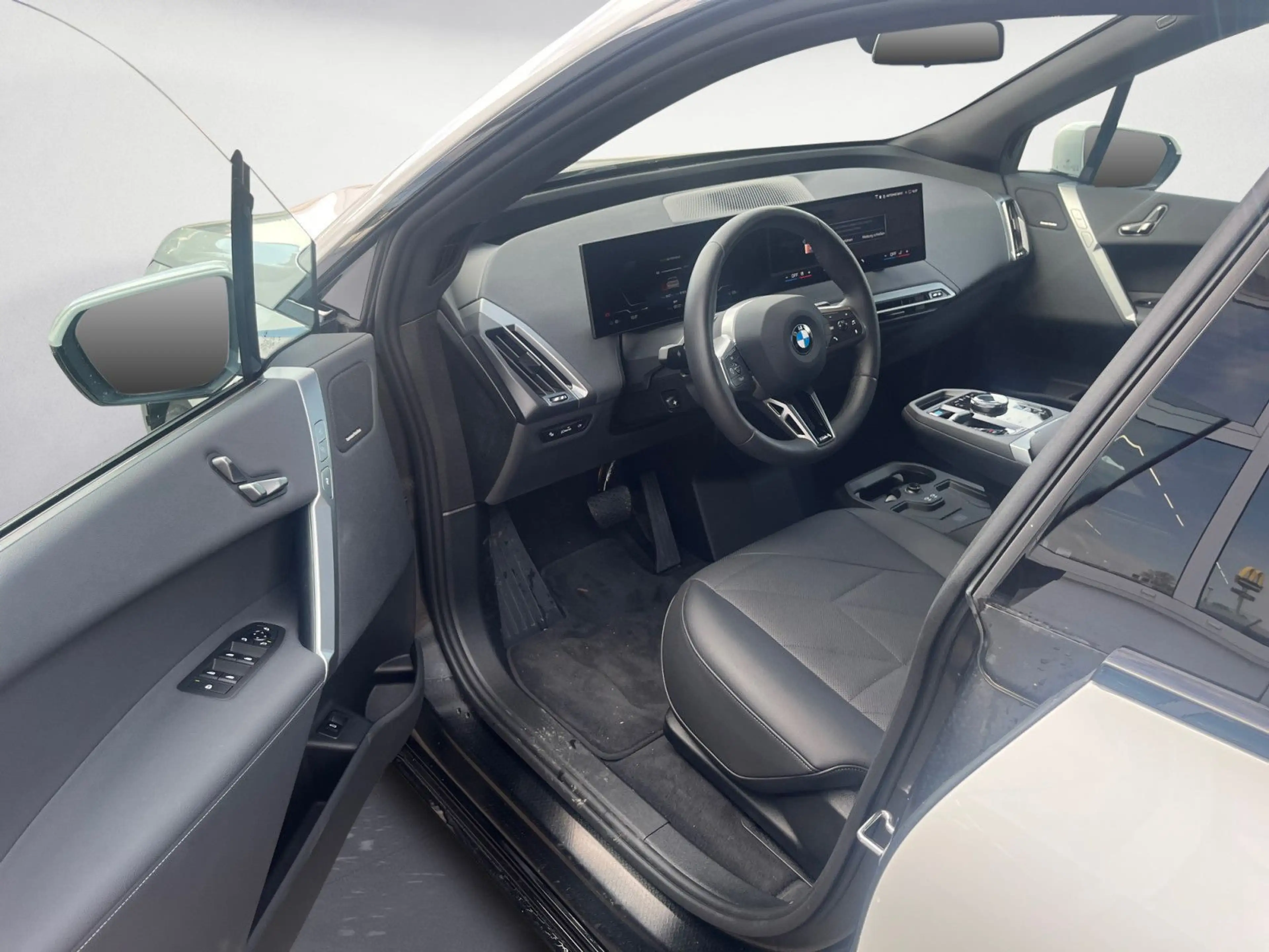 BMW iX xDrive45 Navi Tempom.aktiv Bluetooth PDC MP3 — photo 10