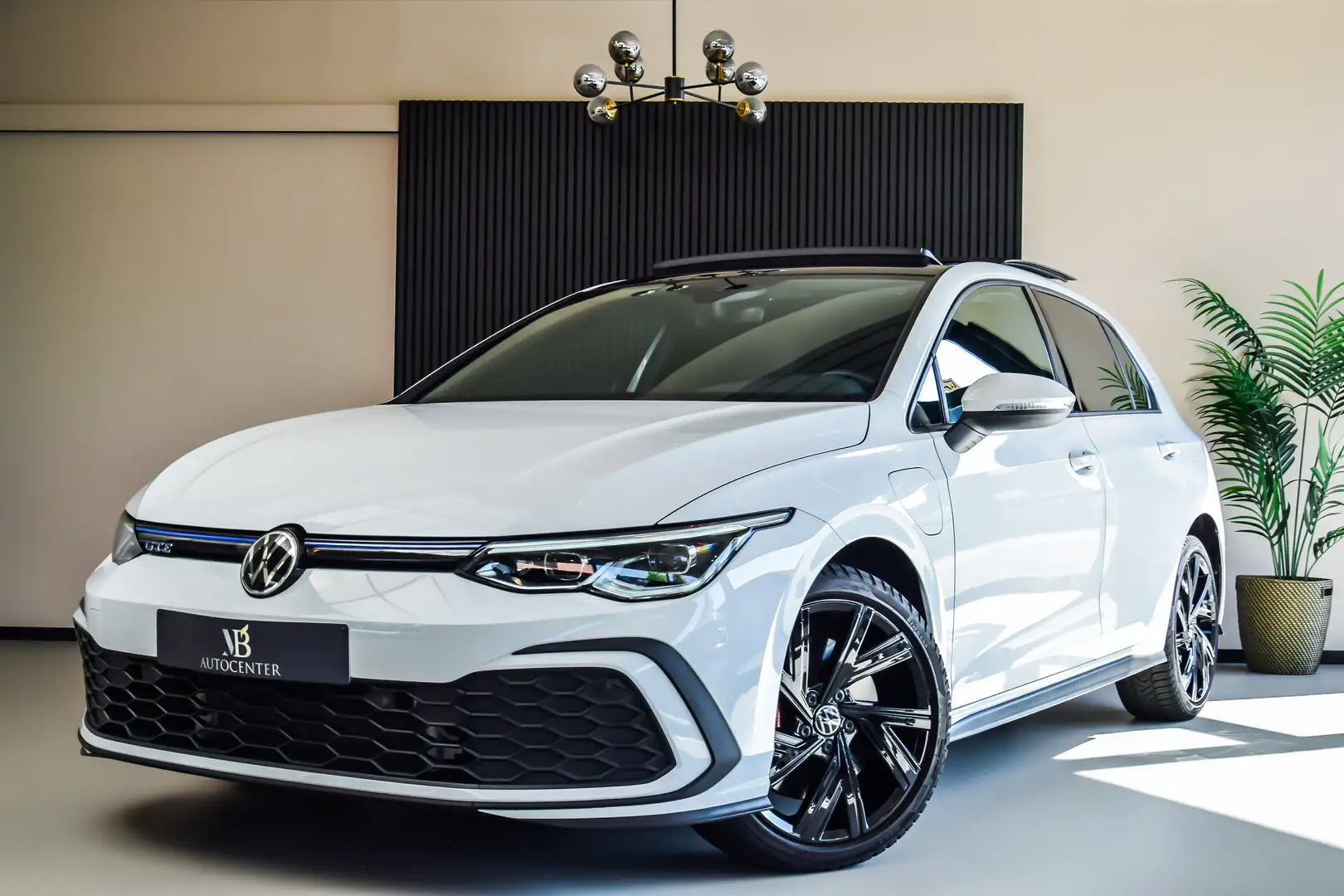 Volkswagen Golf 1.4 TSI GTE PHEV Night Edition 12/2020 - 29.400 km Blanc - 1