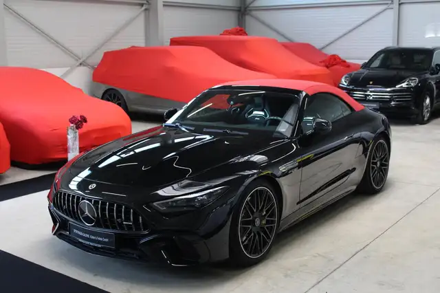 Mercedes-Benz SL view 3