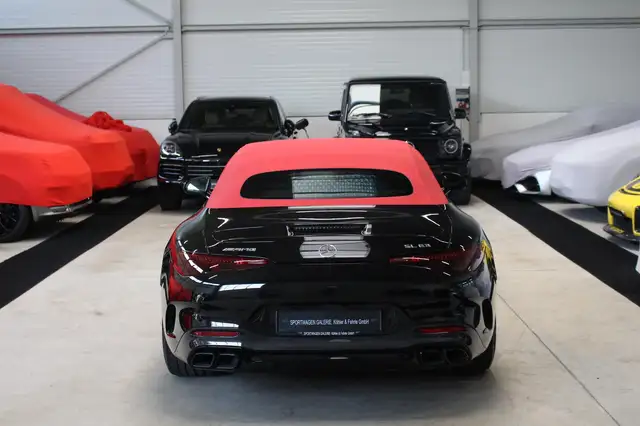 Mercedes-Benz SL view 13