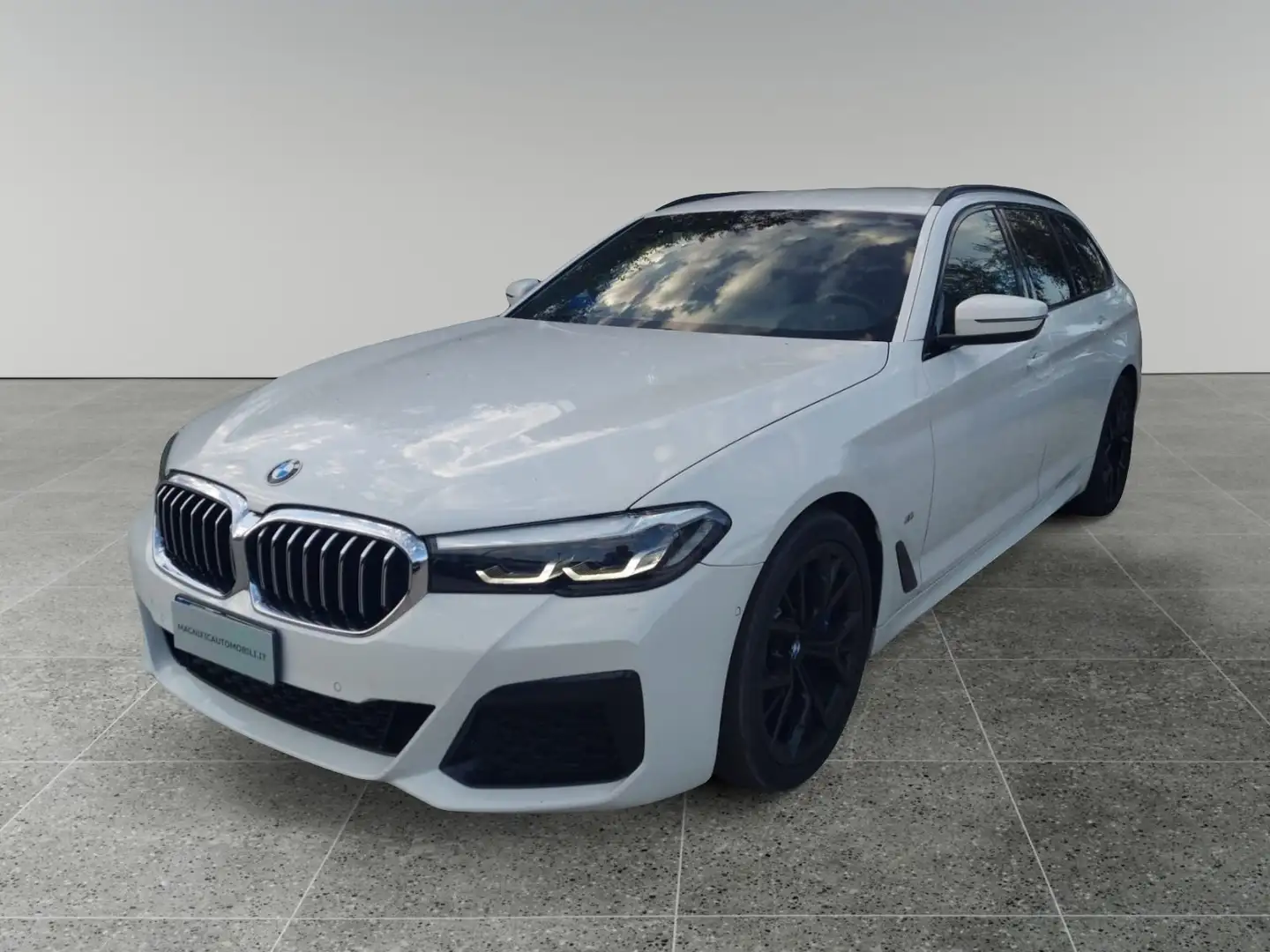 BMW 530 530d 48V xDrive Touring Msport Weiß - 1