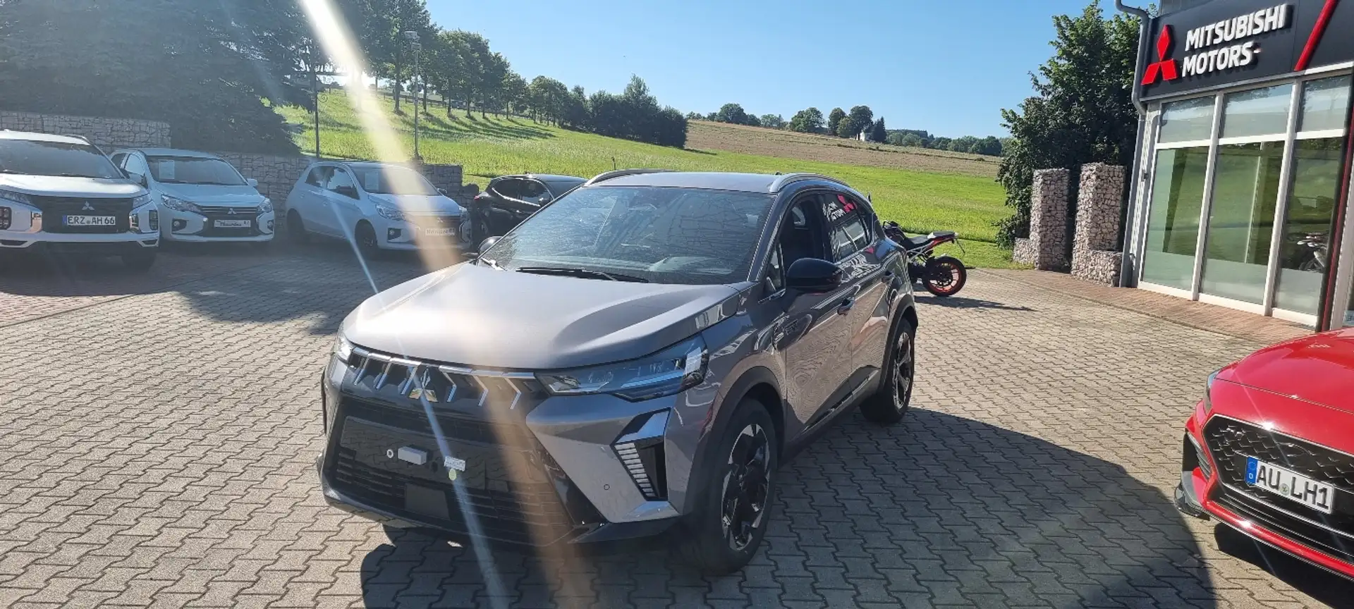 Mitsubishi ASX EDITION 1.8 Hybrid 8Jahre Garantie Gris - 1