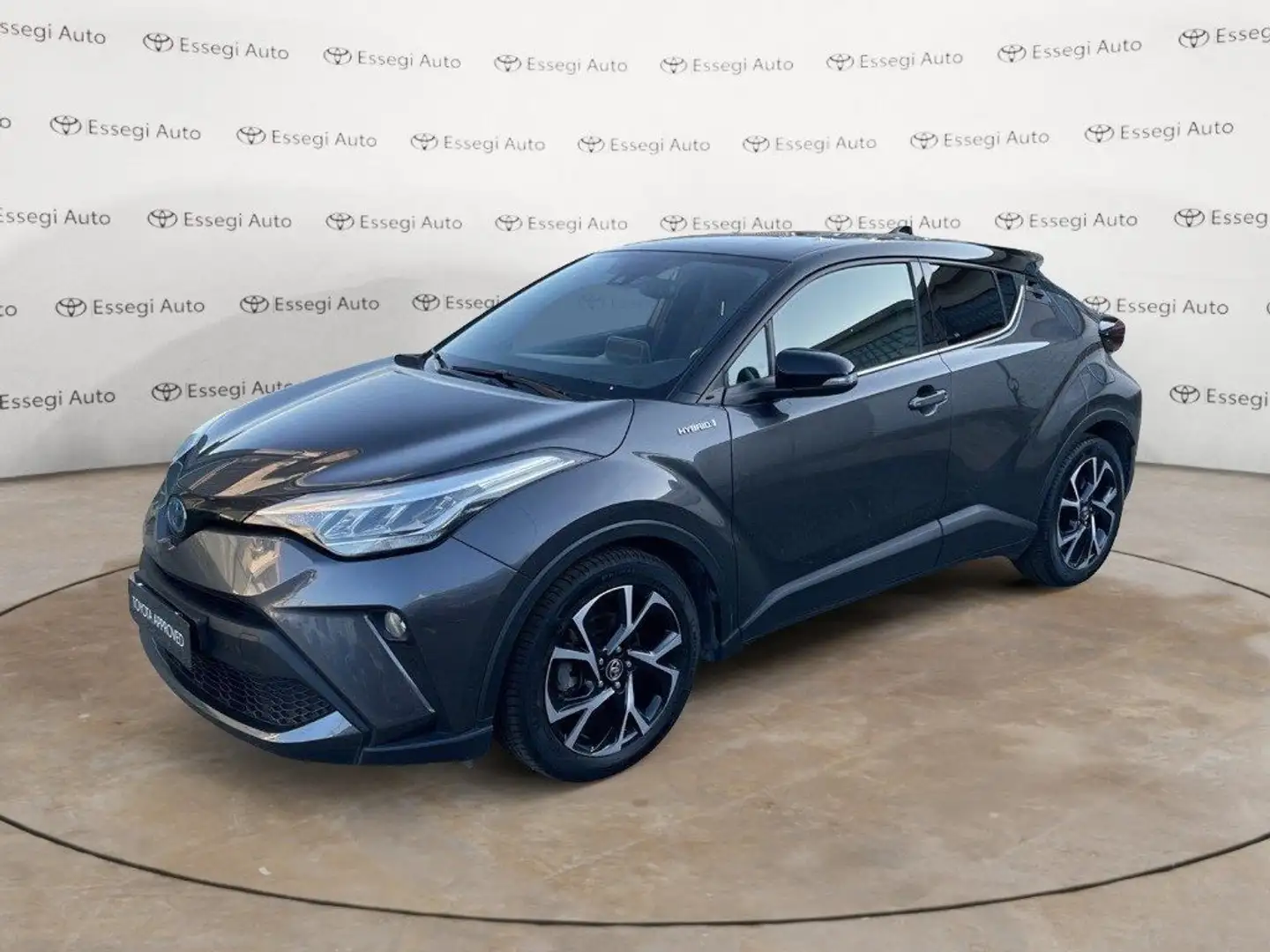 Toyota C-HR 2.0 Hybrid E-CVT Trend Šedá - 1