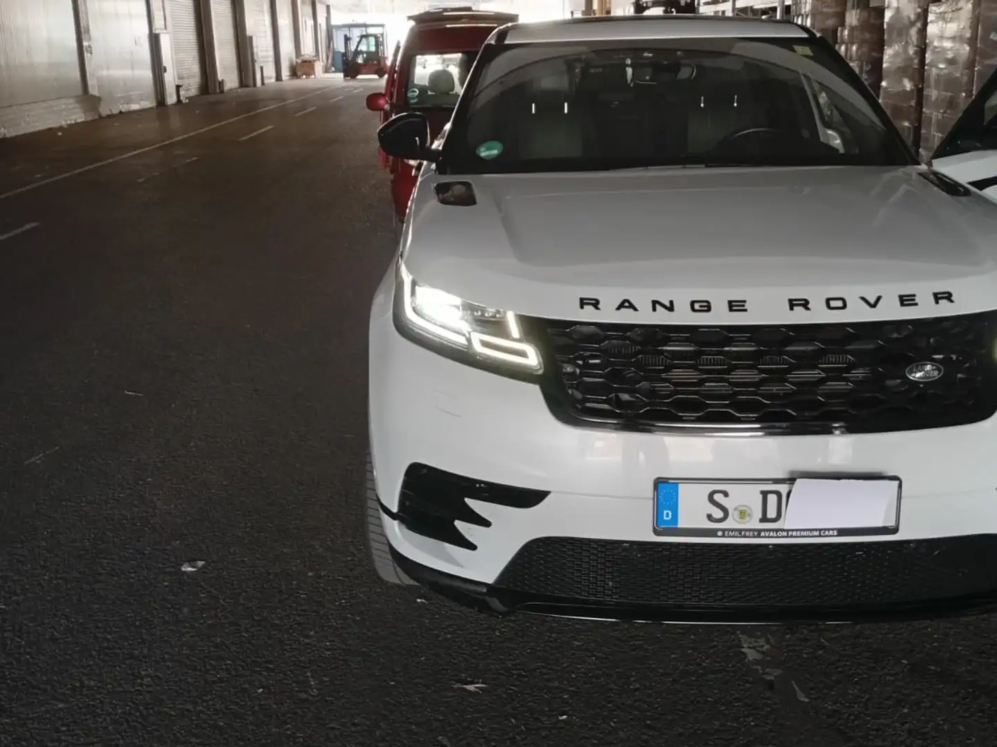 Land Rover Range Rover Velar Basis Weiß - 2