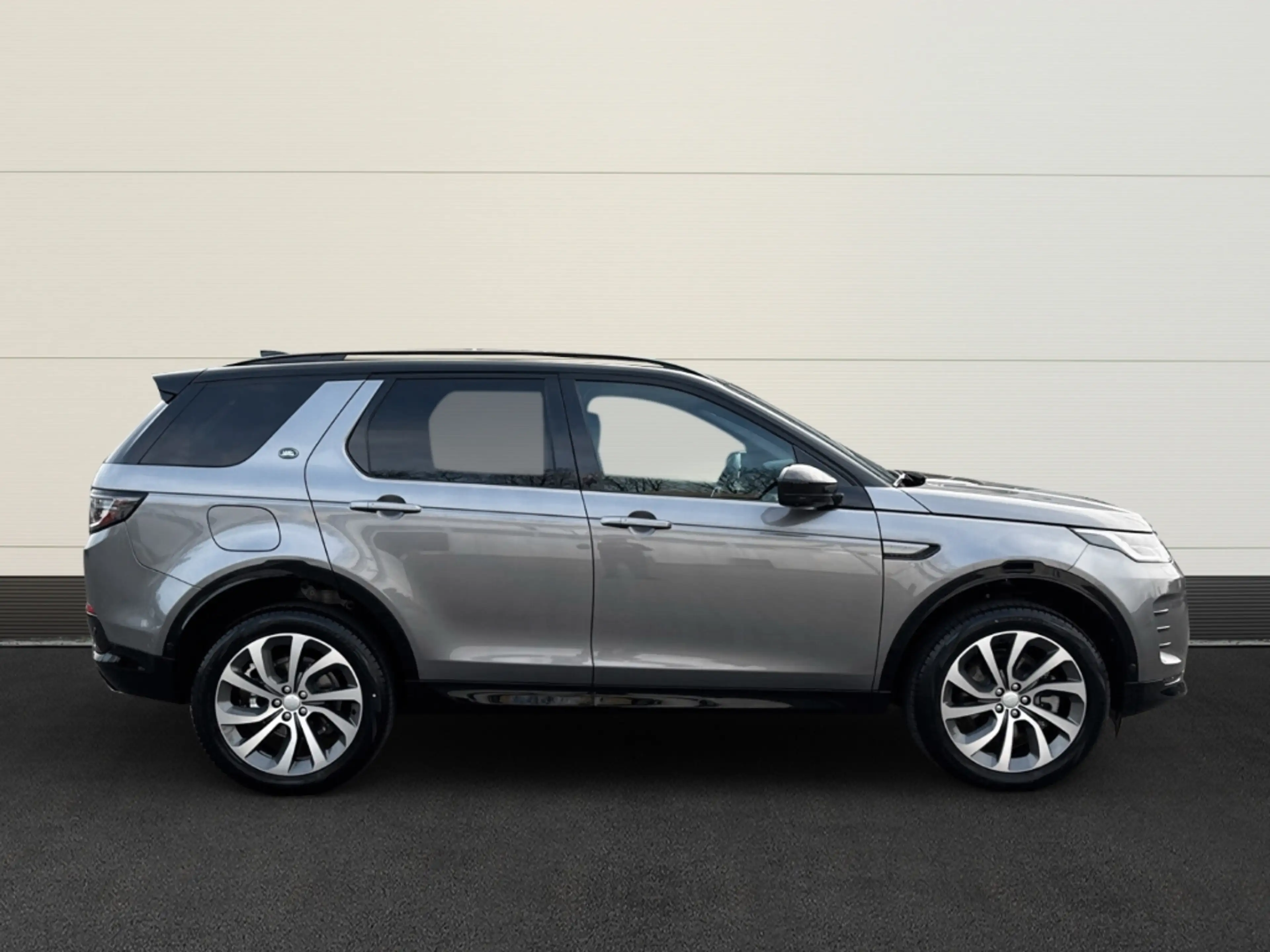Land Rover Discovery Sport D200 Dynamic SE+ACC+MY25+Pano+Keyless — photo 5