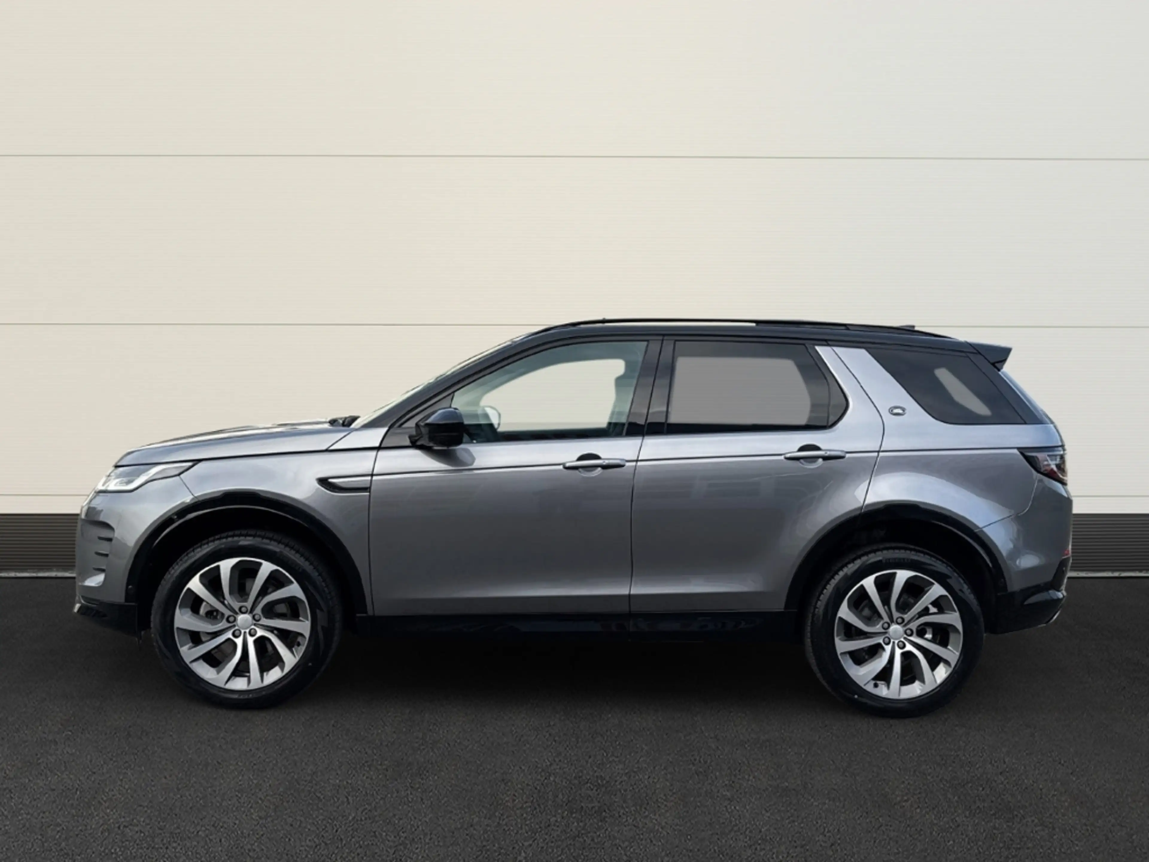 Land Rover Discovery Sport D200 Dynamic SE+ACC+MY25+Pano+Keyless — photo 2