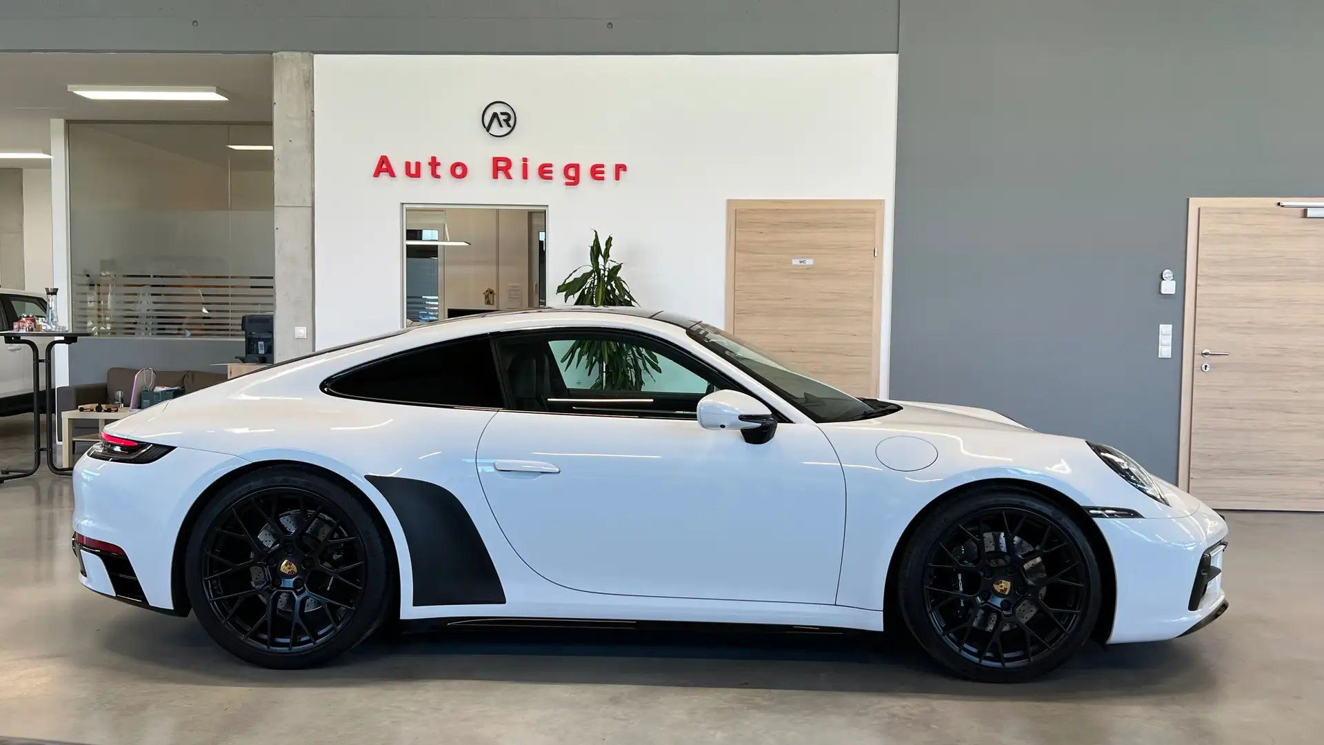 Porsche 992 Carrera 4S Burmester Sport-Design ACC SELTEN! Weiß - 2