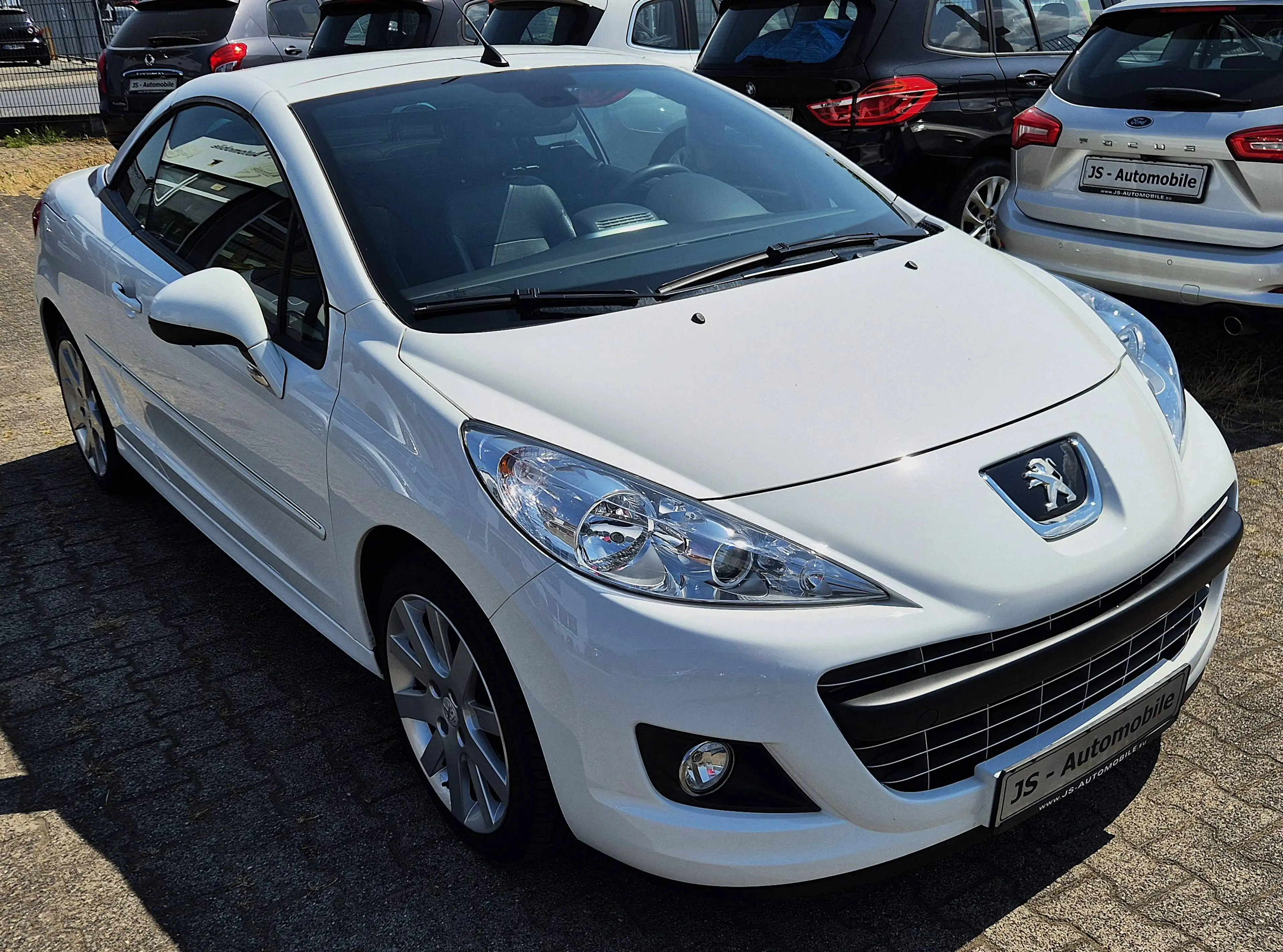 Peugeot 207 207CC CABRIO ALLURE 1HD LEDER NAVI CLIMATR. SHZ PDC LM BLUETOOTH — photo 3