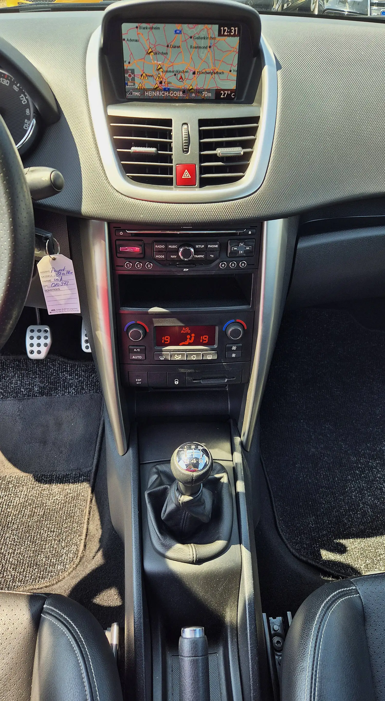 Peugeot 207 207CC CABRIO ALLURE 1HD LEDER NAVI CLIMATR. SHZ PDC LM BLUETOOTH — photo 9