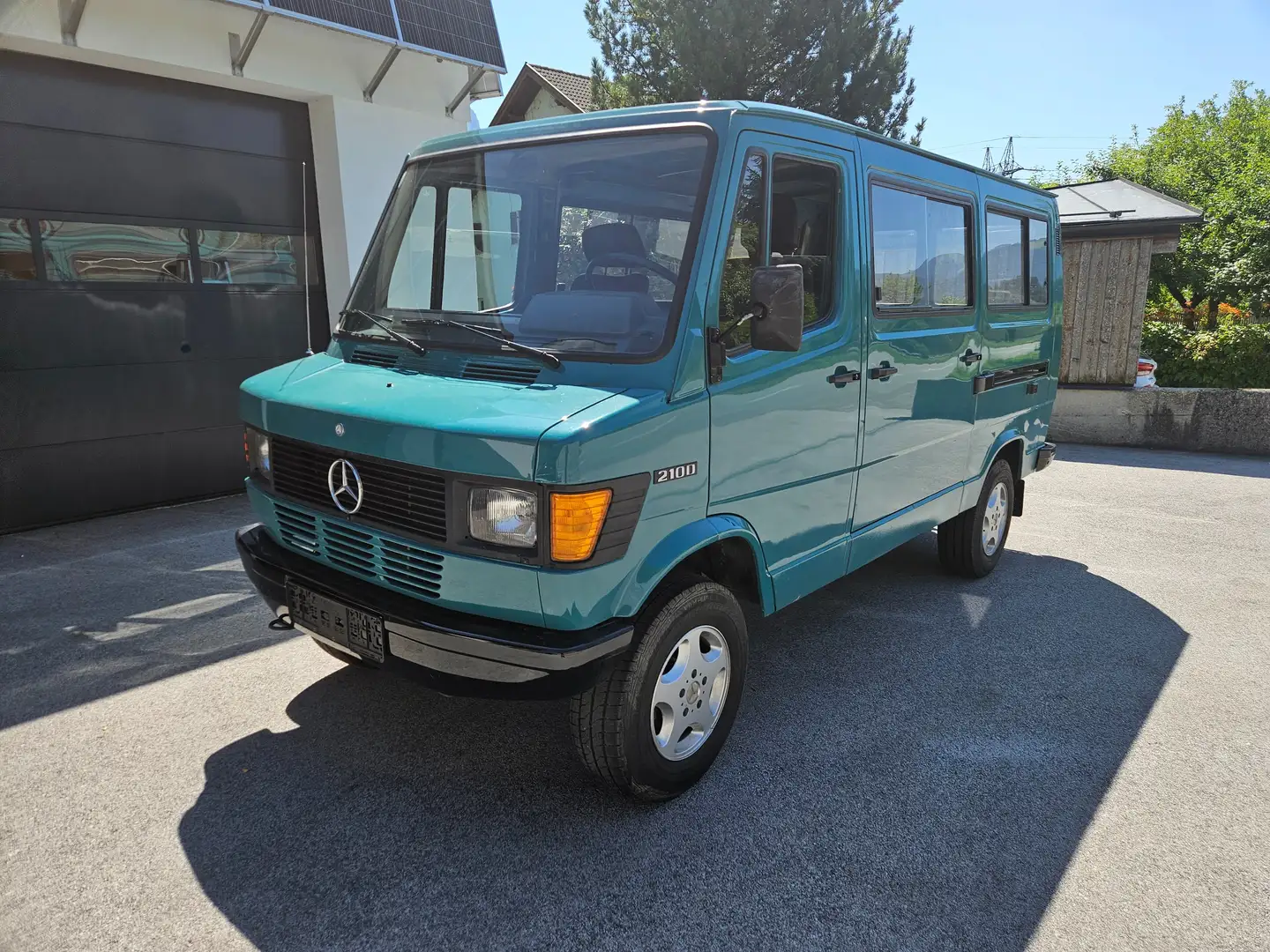 Mercedes-Benz T1 210D Bleu - 2