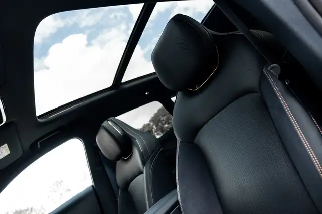 Lynk & Co 08 view 5