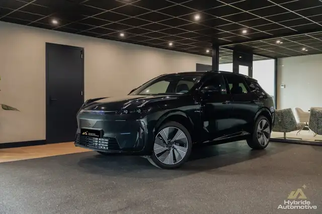 2026 Lynk & Co 08 in Black for sale