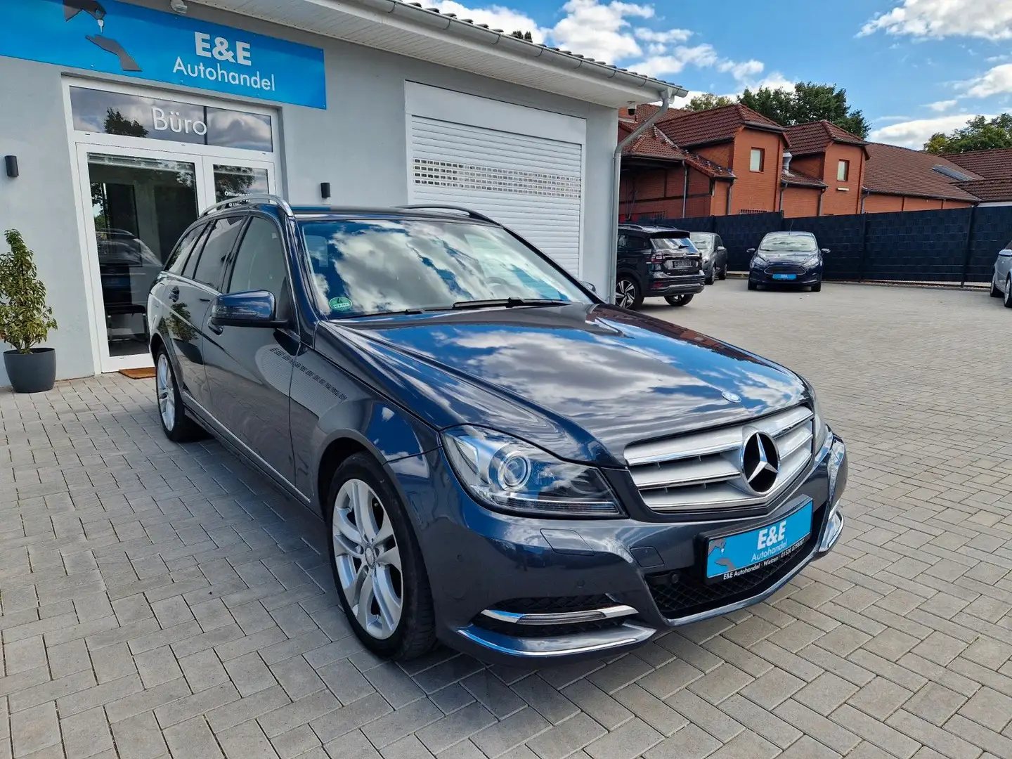 Mercedes-Benz C 220 CDI+Automatik+Navi+Xenon Grau - 1