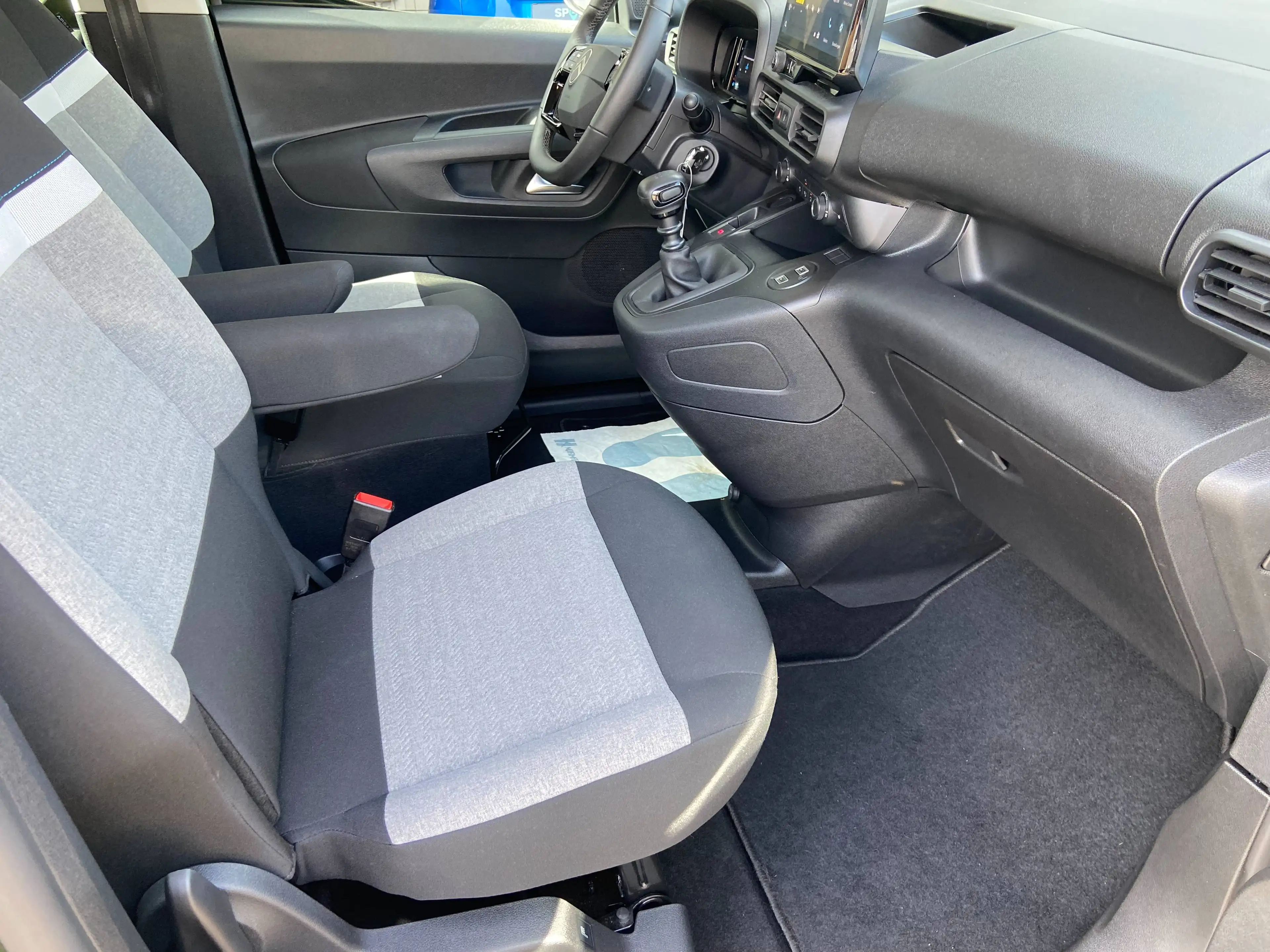Citroen Berlingo Feel M Turbo 110 — photo 11