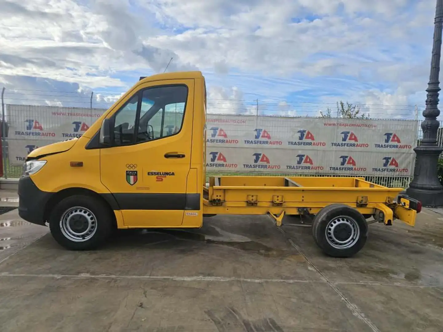 Mercedes-Benz Sprinter T32/33 314 CDI FWD Cabinato Giallo - 2