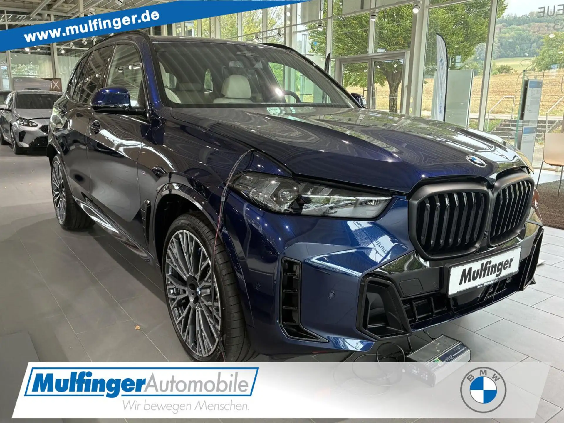 BMW X5 30d 2026 네이비 사진 1