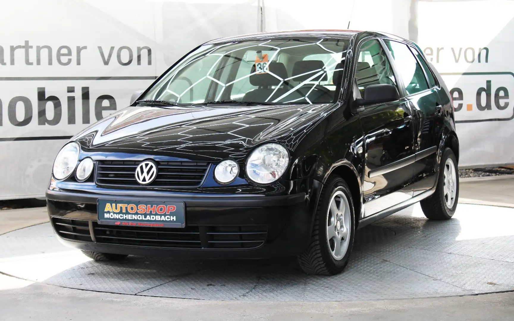 Volkswagen Polo IV *Klima* Tüv: 07/27* Schwarz - 2