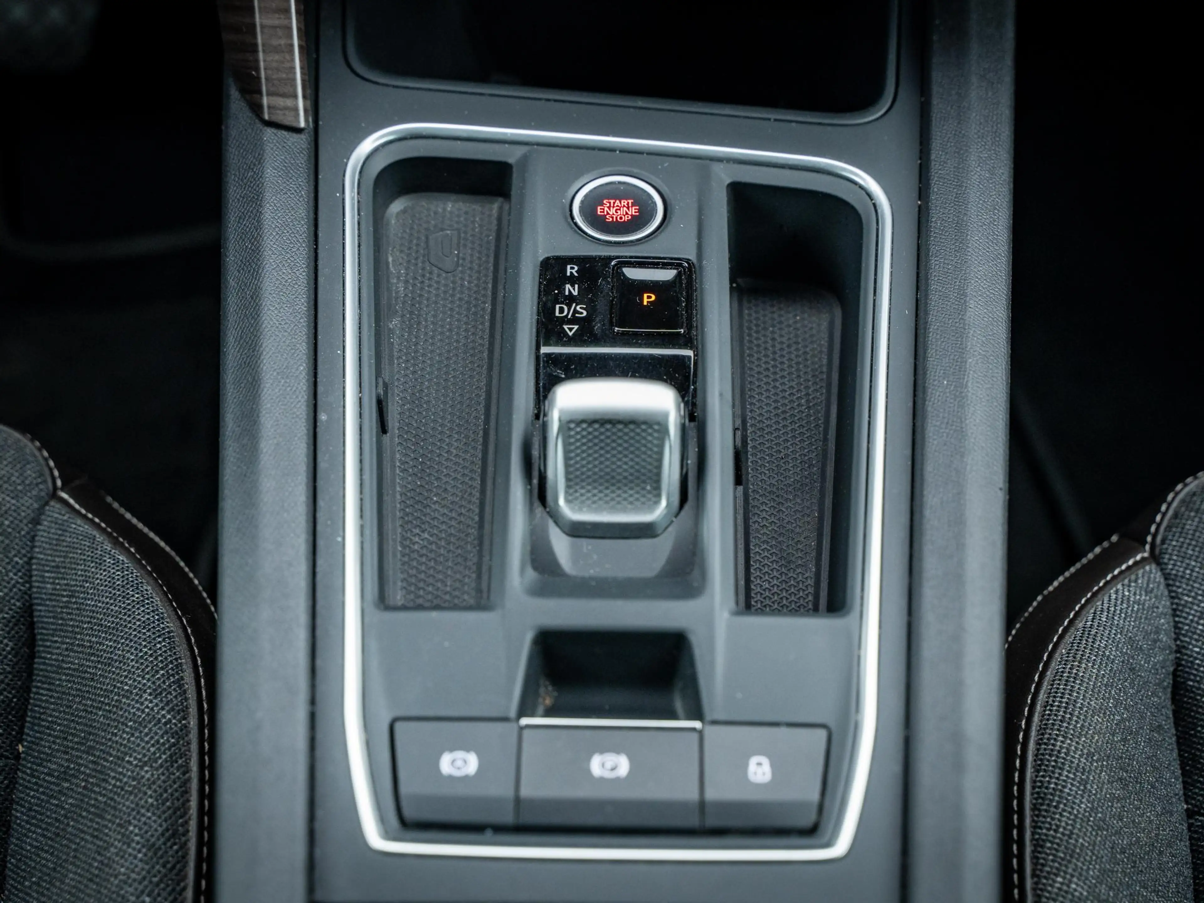 SEAT Leon e-Hybrid Sportstourer 1.4 TSI eHybrid PHEV FR Business Inte — photo 13