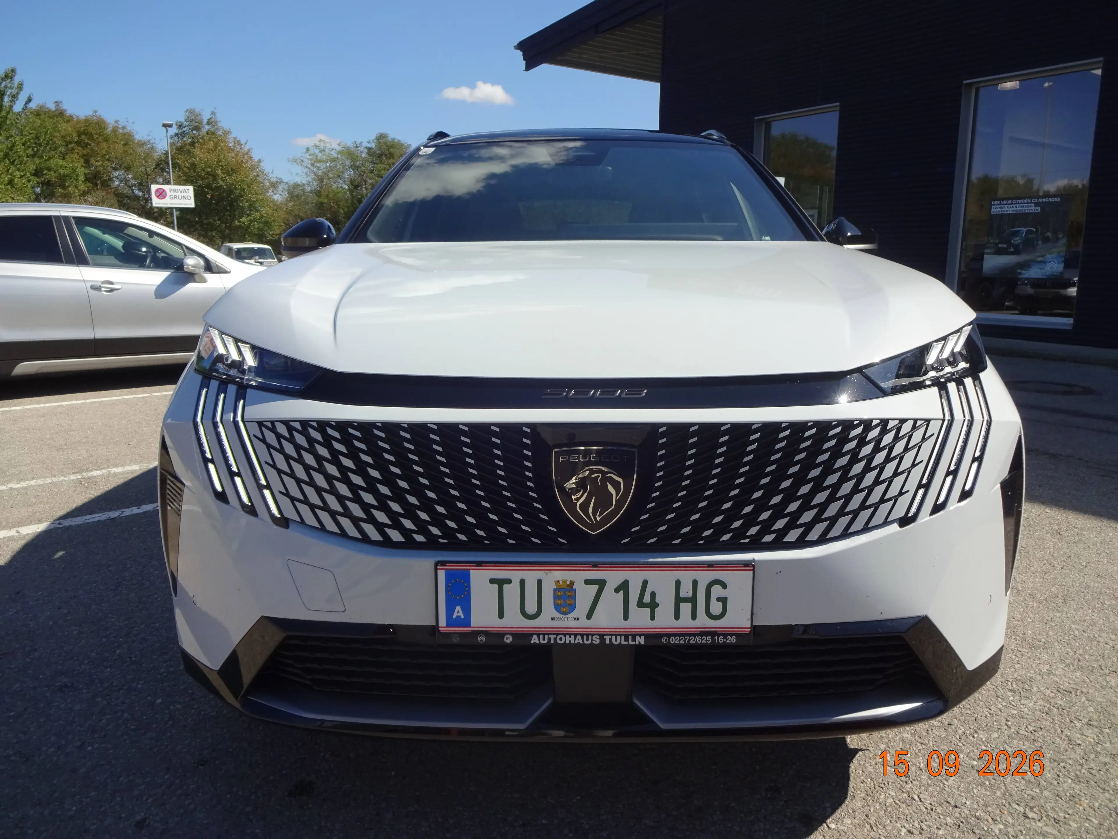 Peugeot 5008 Elektromotor 210 GT Exclusive — photo 5