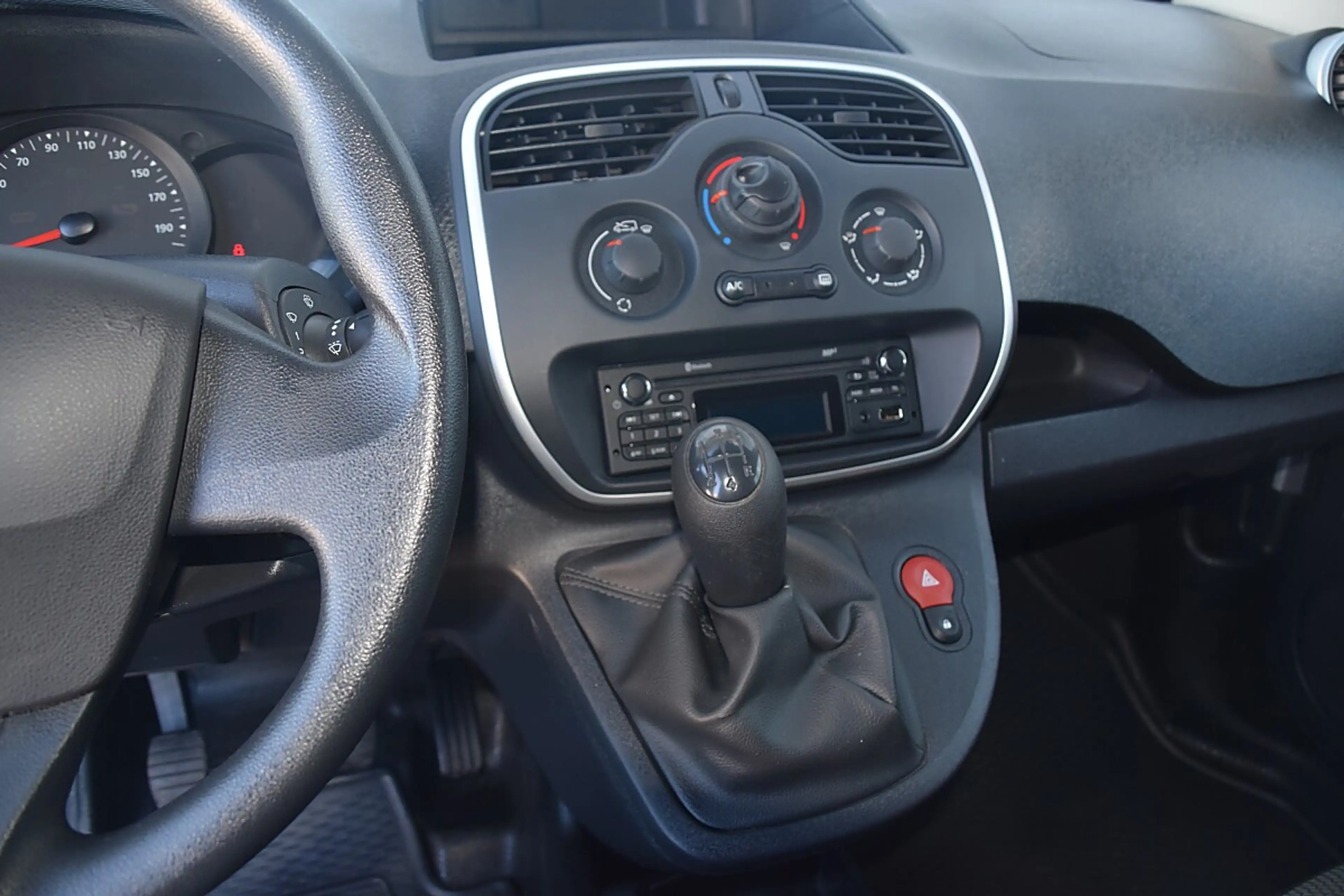 Renault Kangoo Express Compact ENERGY dCi 75 EU6 AHK — photo 12